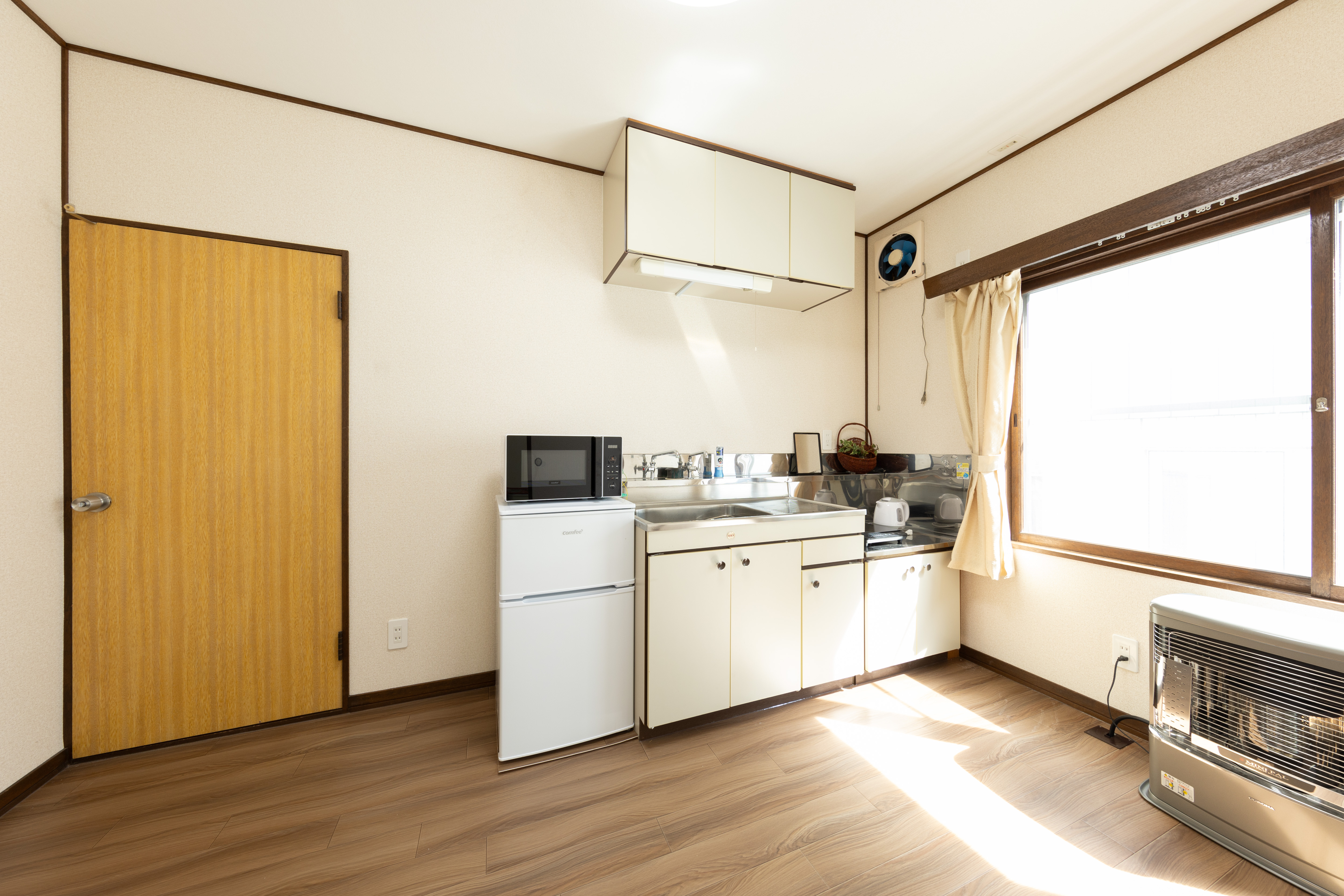 1号室和洋室＆キッチン