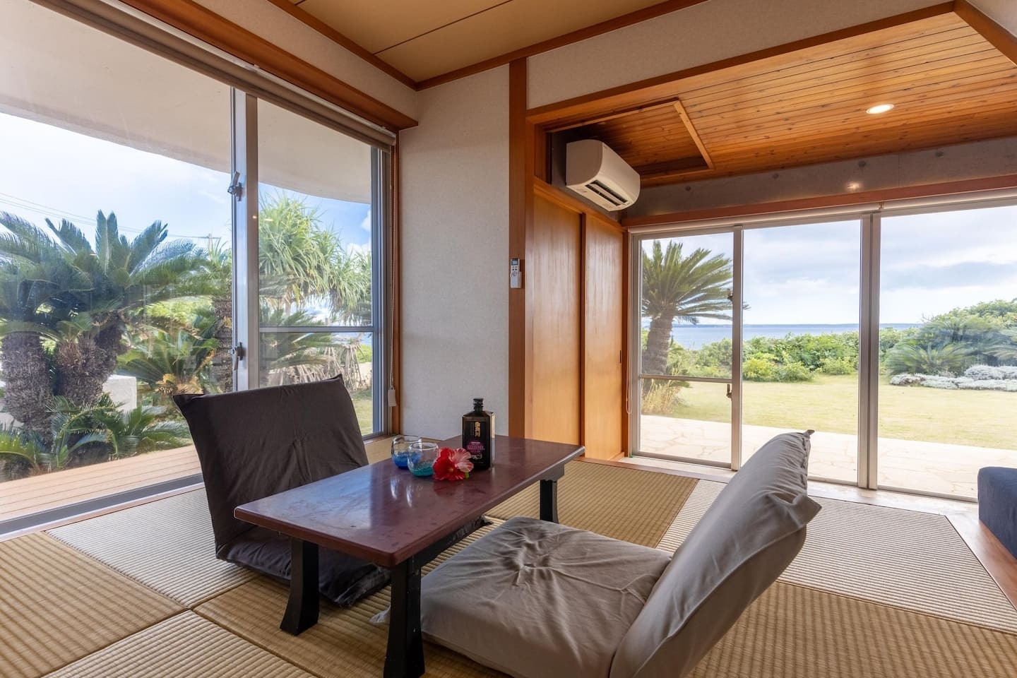 全室オーシャンビュー！どこからでも宮古ブルーの海が見える贅沢広々3LDK一軒家を貸切