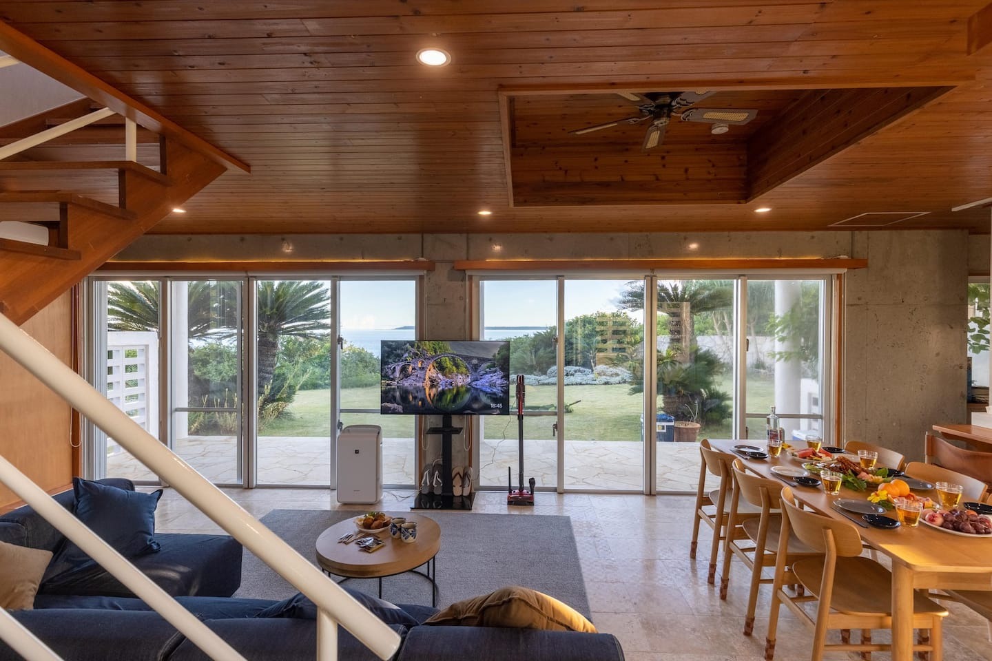 リビングルーム