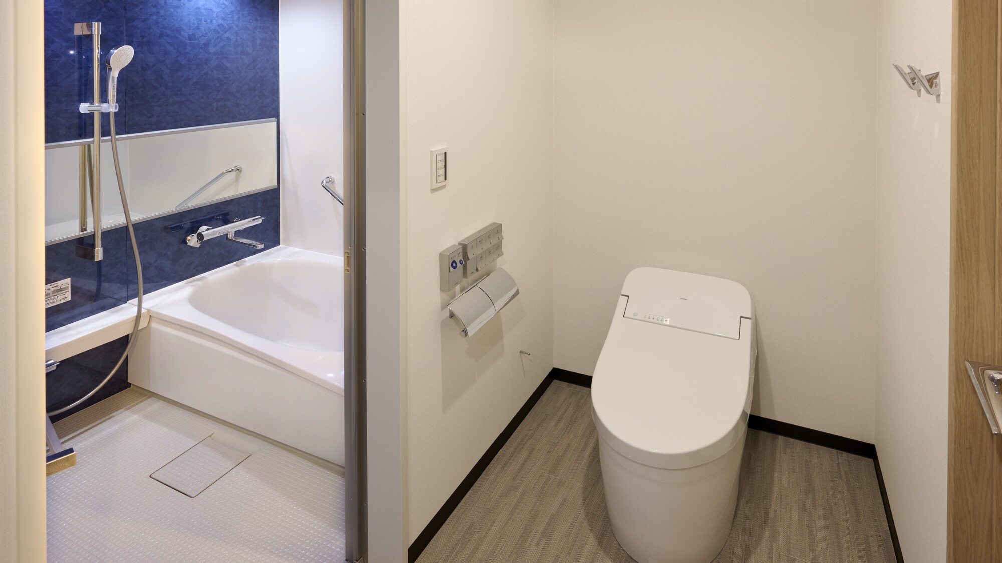 セパレートバス