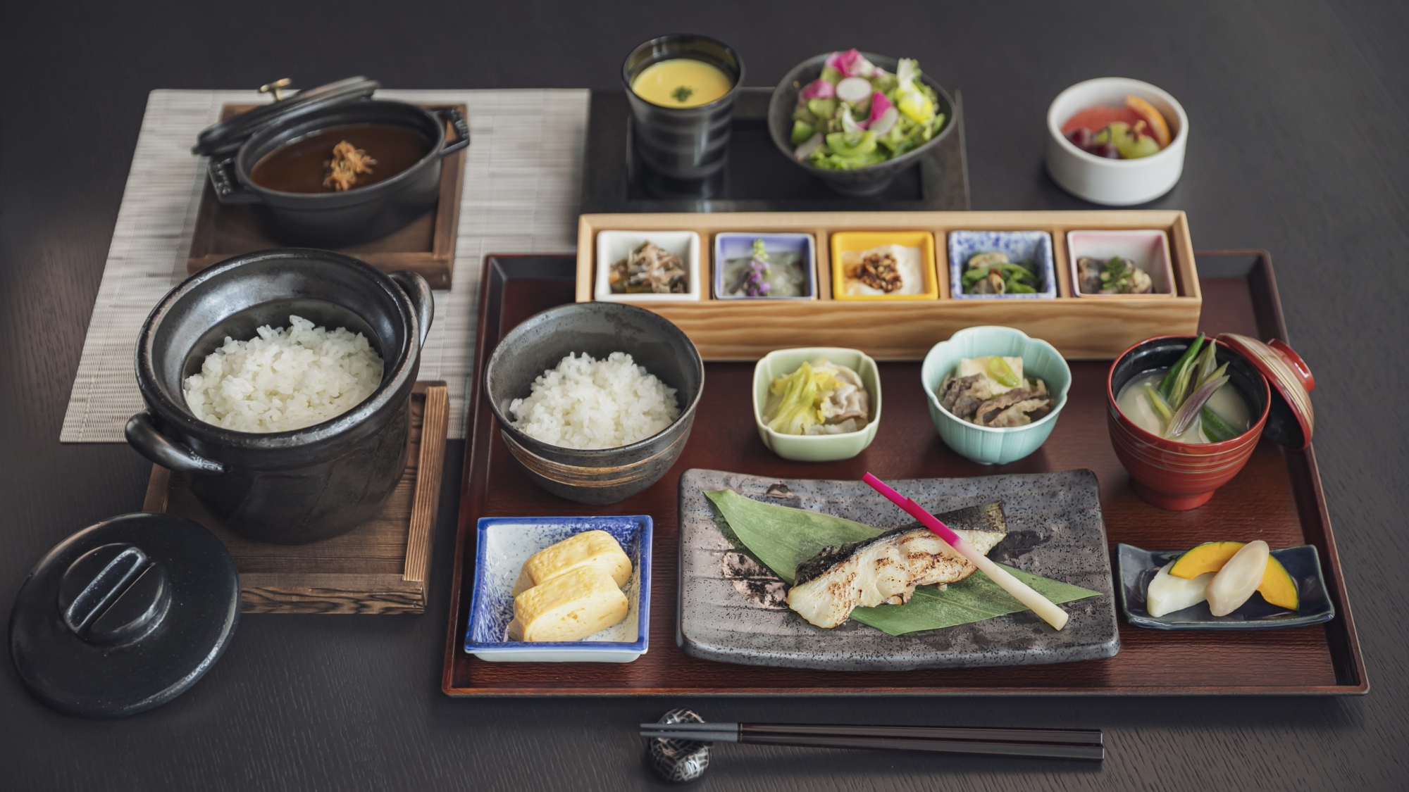 Gate Lounge_朝食_福結び和食膳