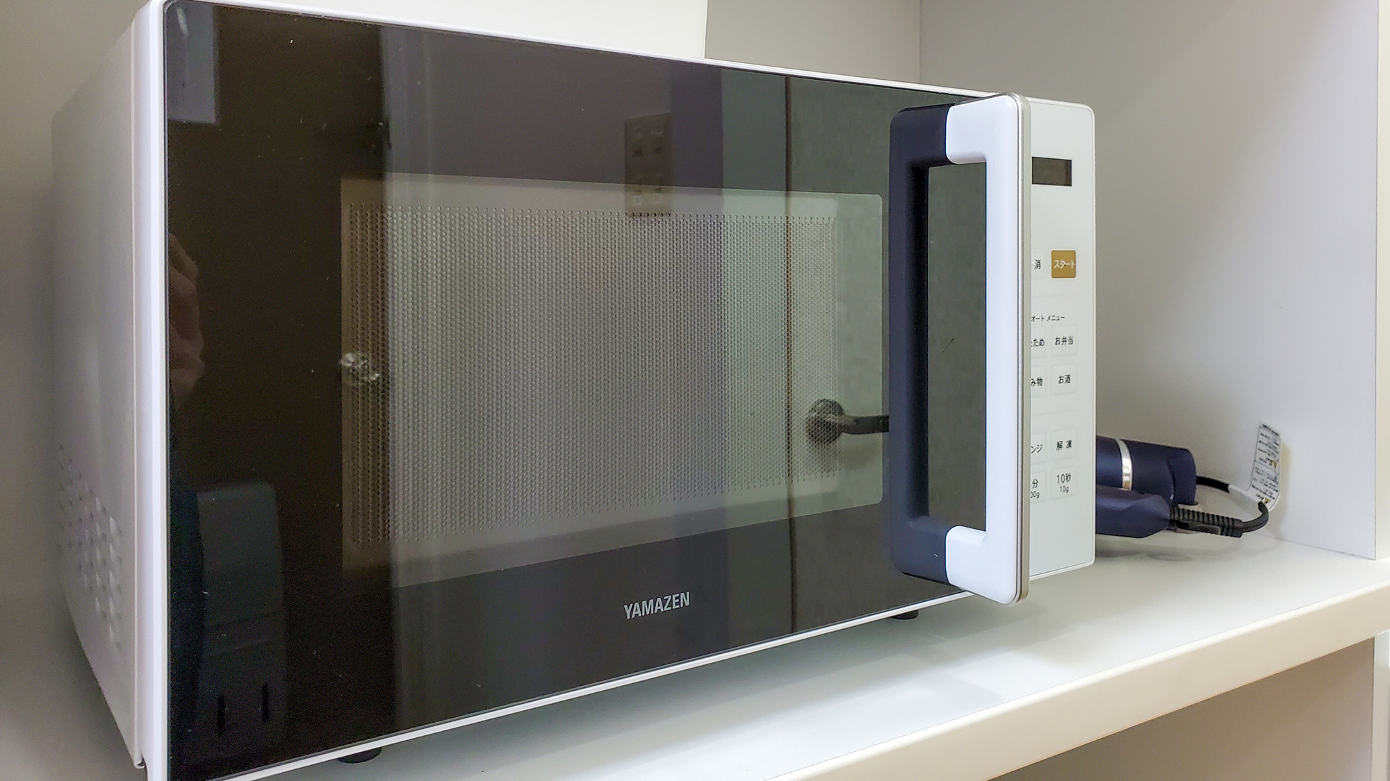 #客室備品　各お部屋に備え付けがございます。