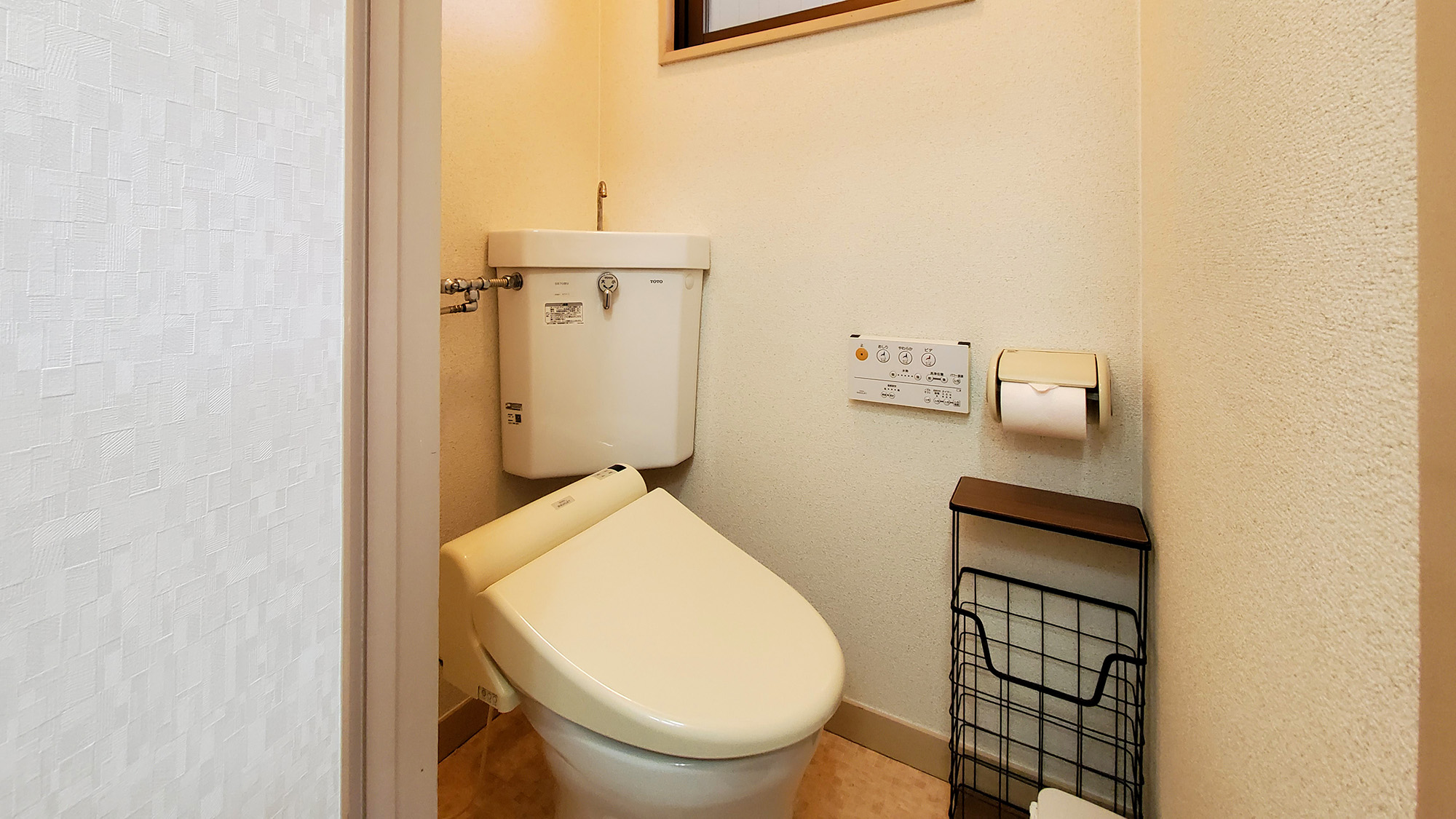 #［和洋室］　トイレはウォシュレット付きです♪