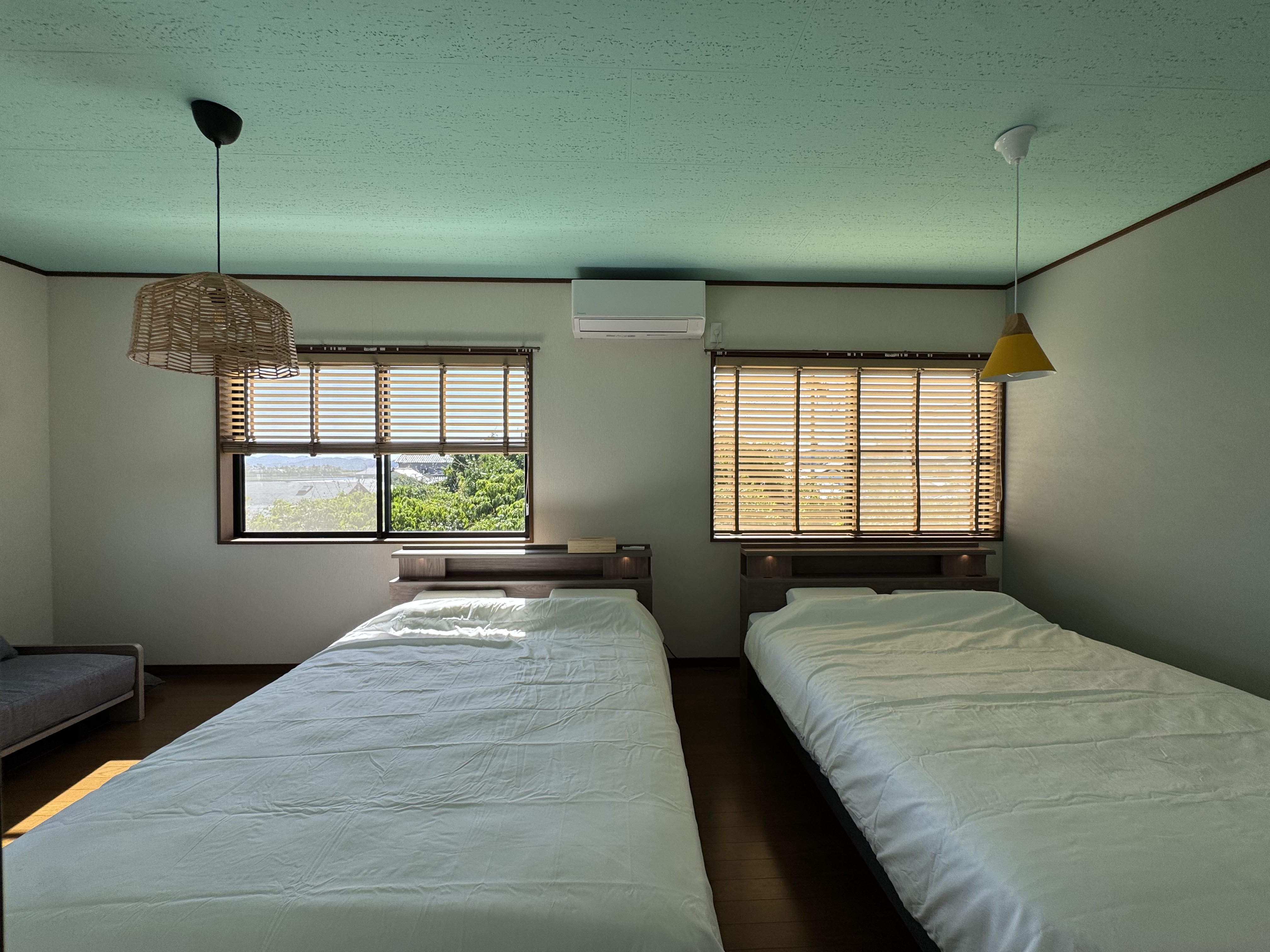 洋室3（ダブル&times;2、シングルソファベッド&times;1）