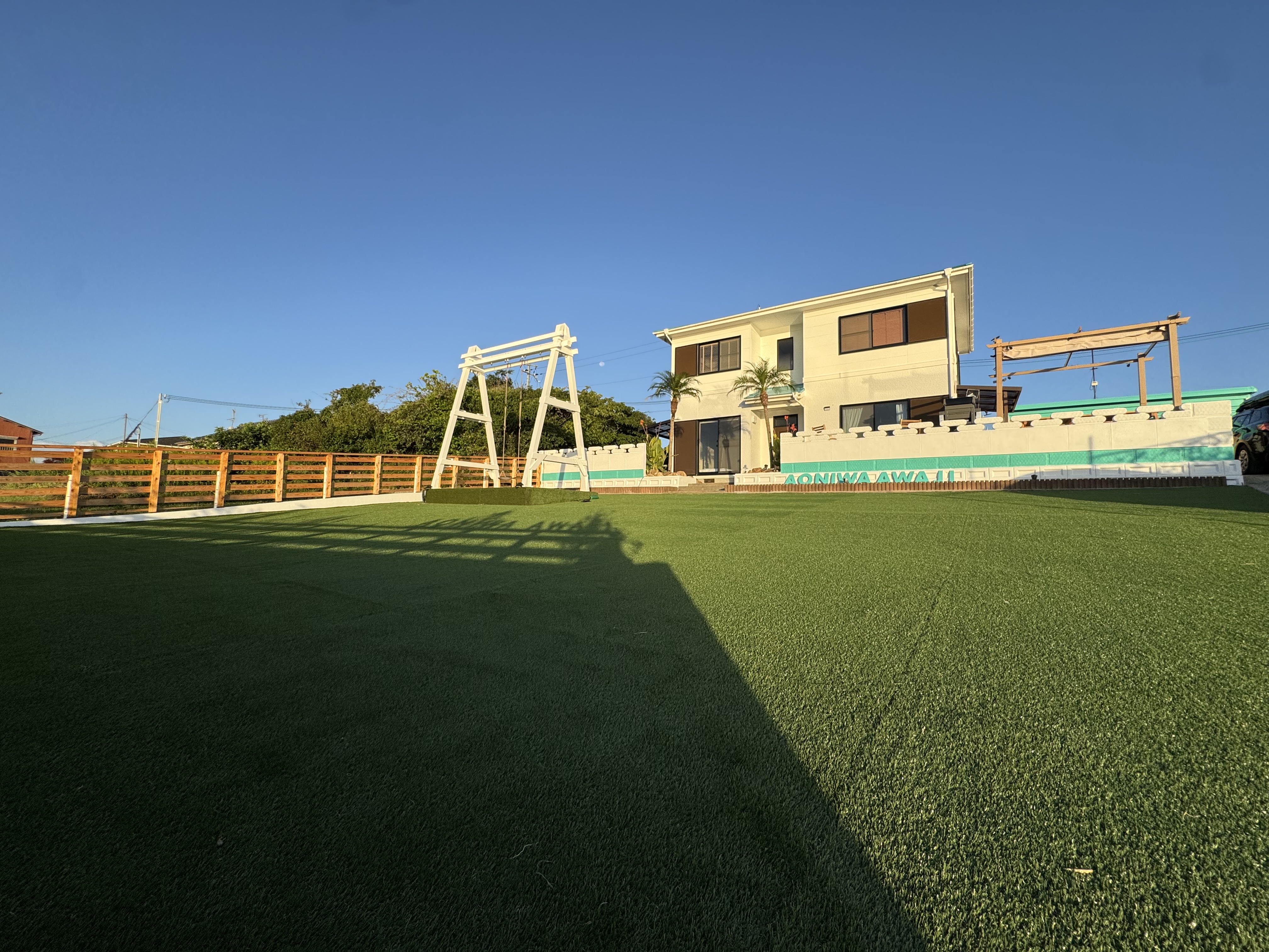 建物外観、ドッグラン、庭、ブランコ