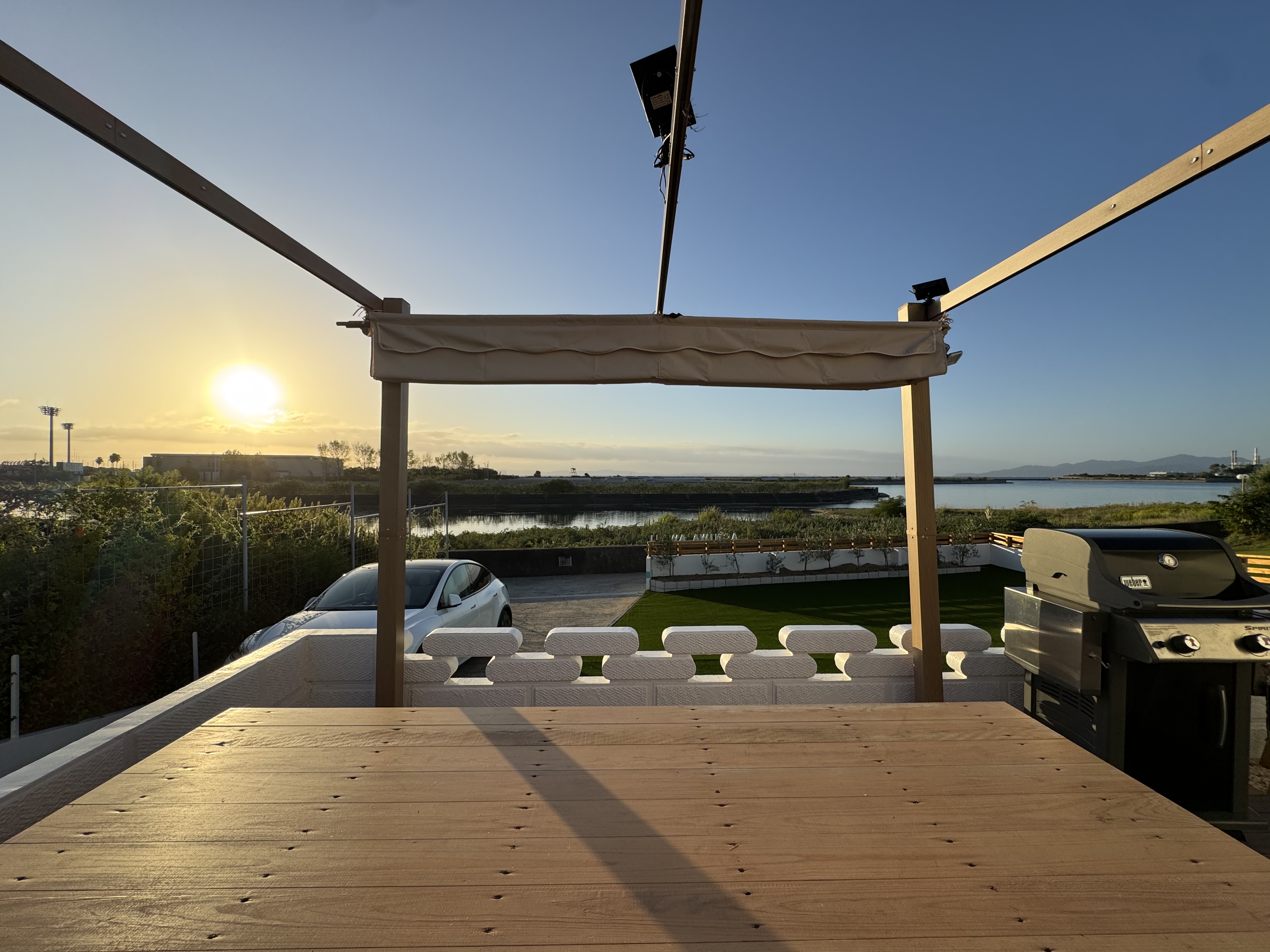 テラス、屋外テーブル