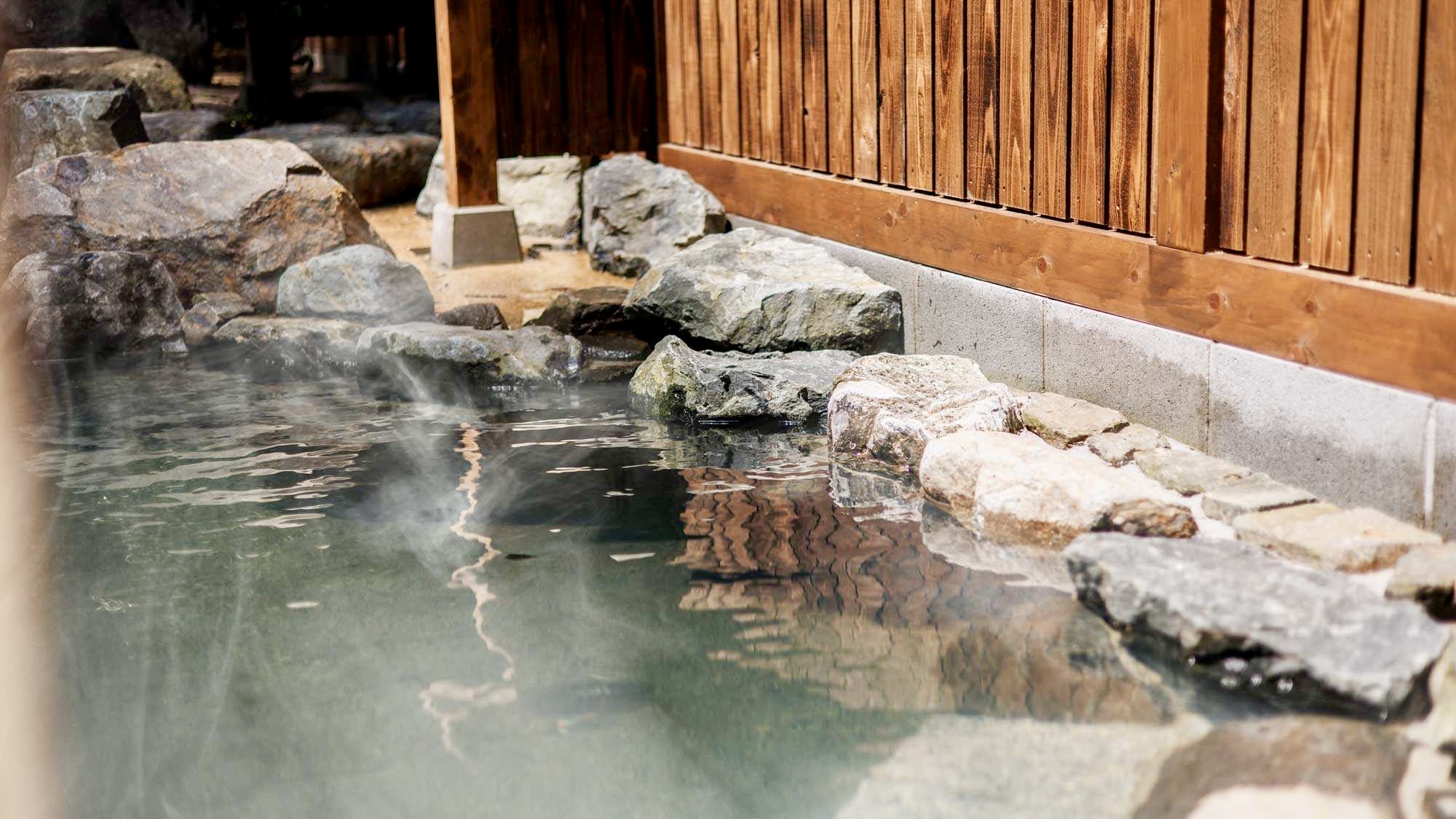 男女別・人工温泉