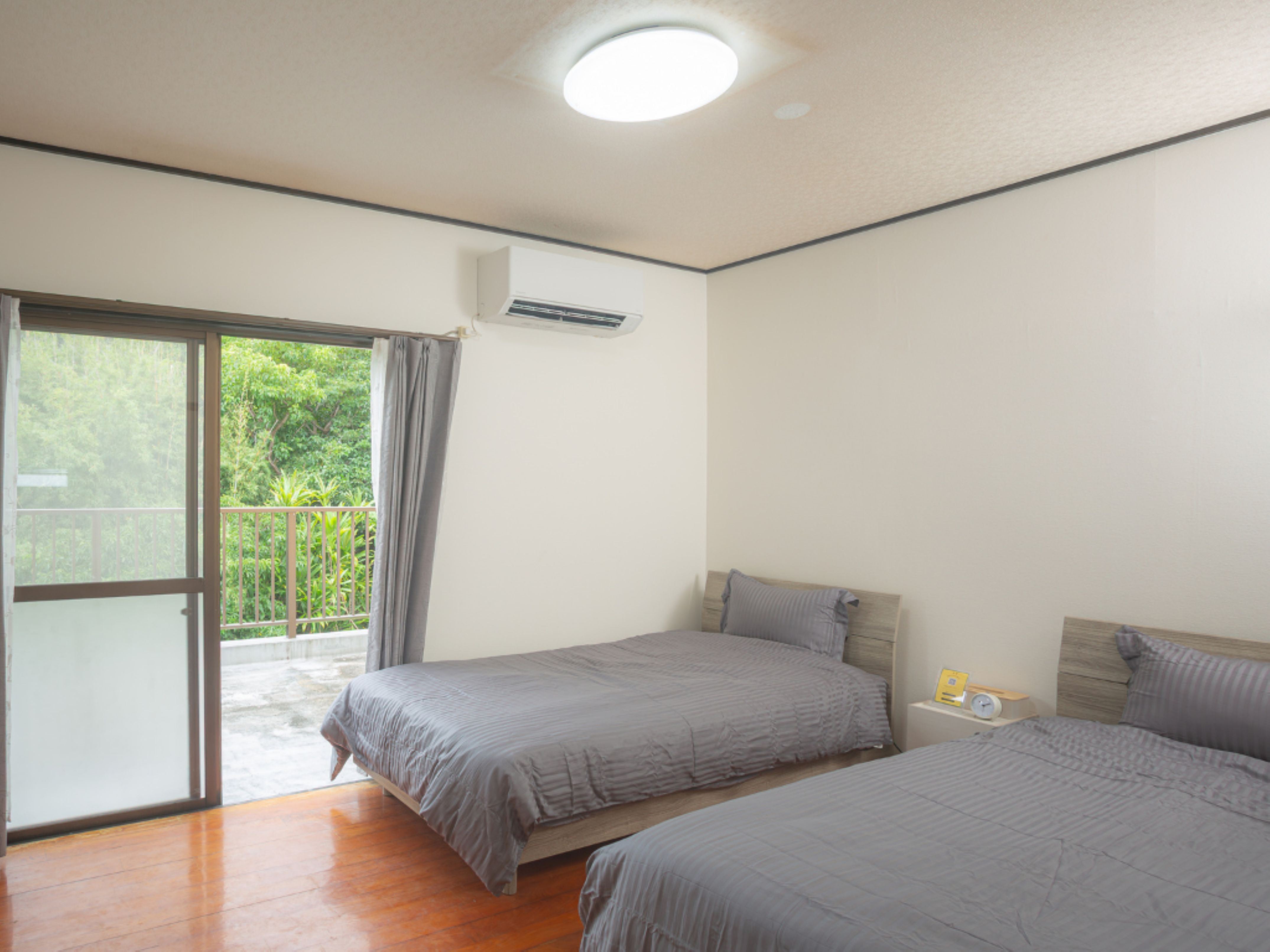 フォレストツイン 眺望なし（山側）