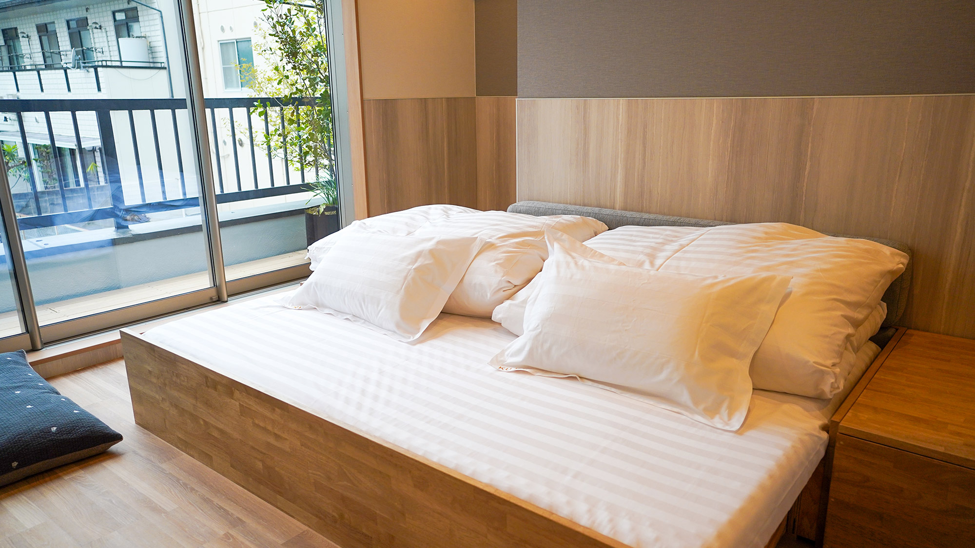 ・【ペットスペース】ソファベッドはシングルベッド2台分のサイズに拡張可能！広々とお使いいただけます