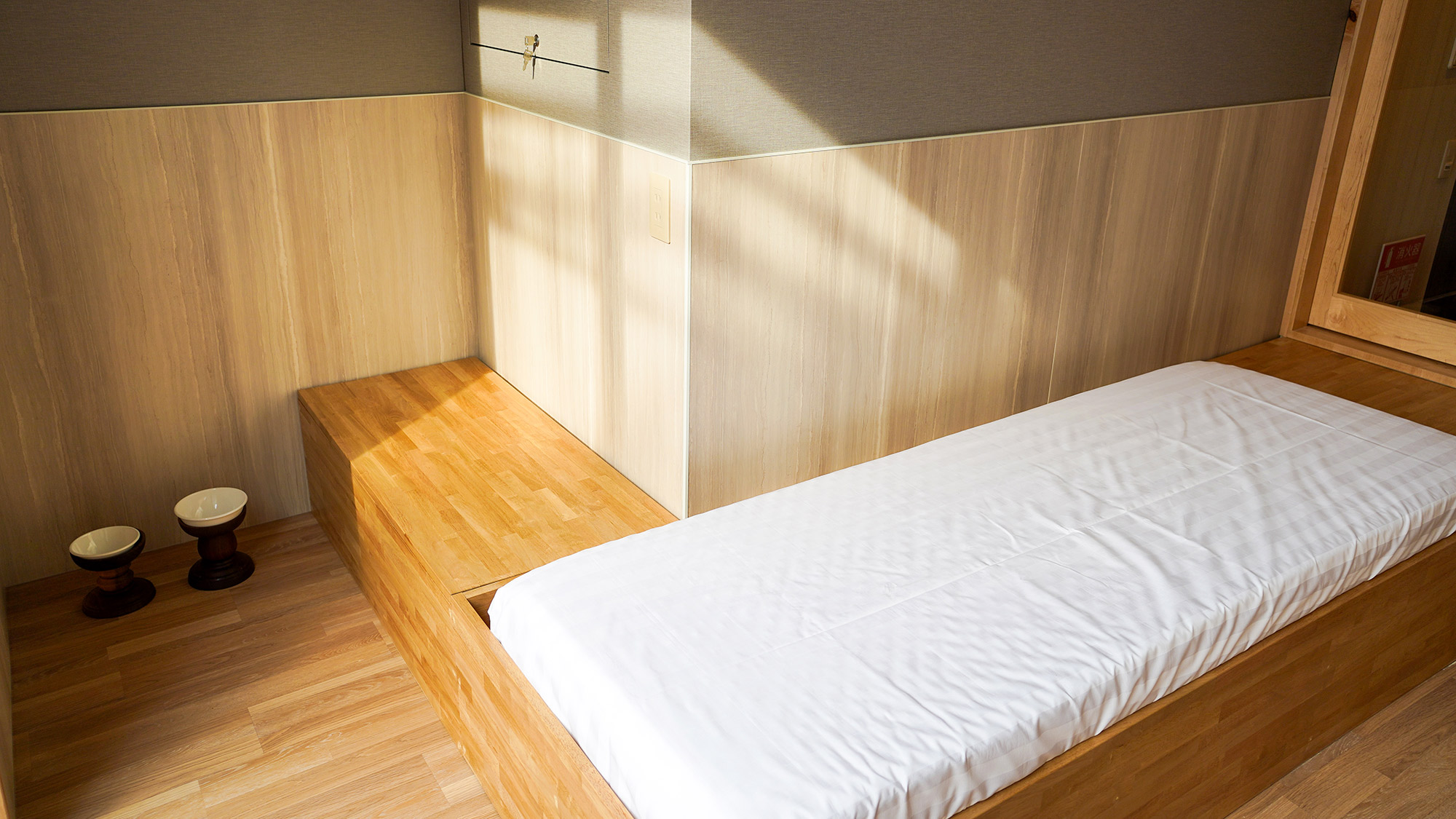 ・【ペットスペース】ペットと一緒にくつろげるソファベッド付きのエリアです