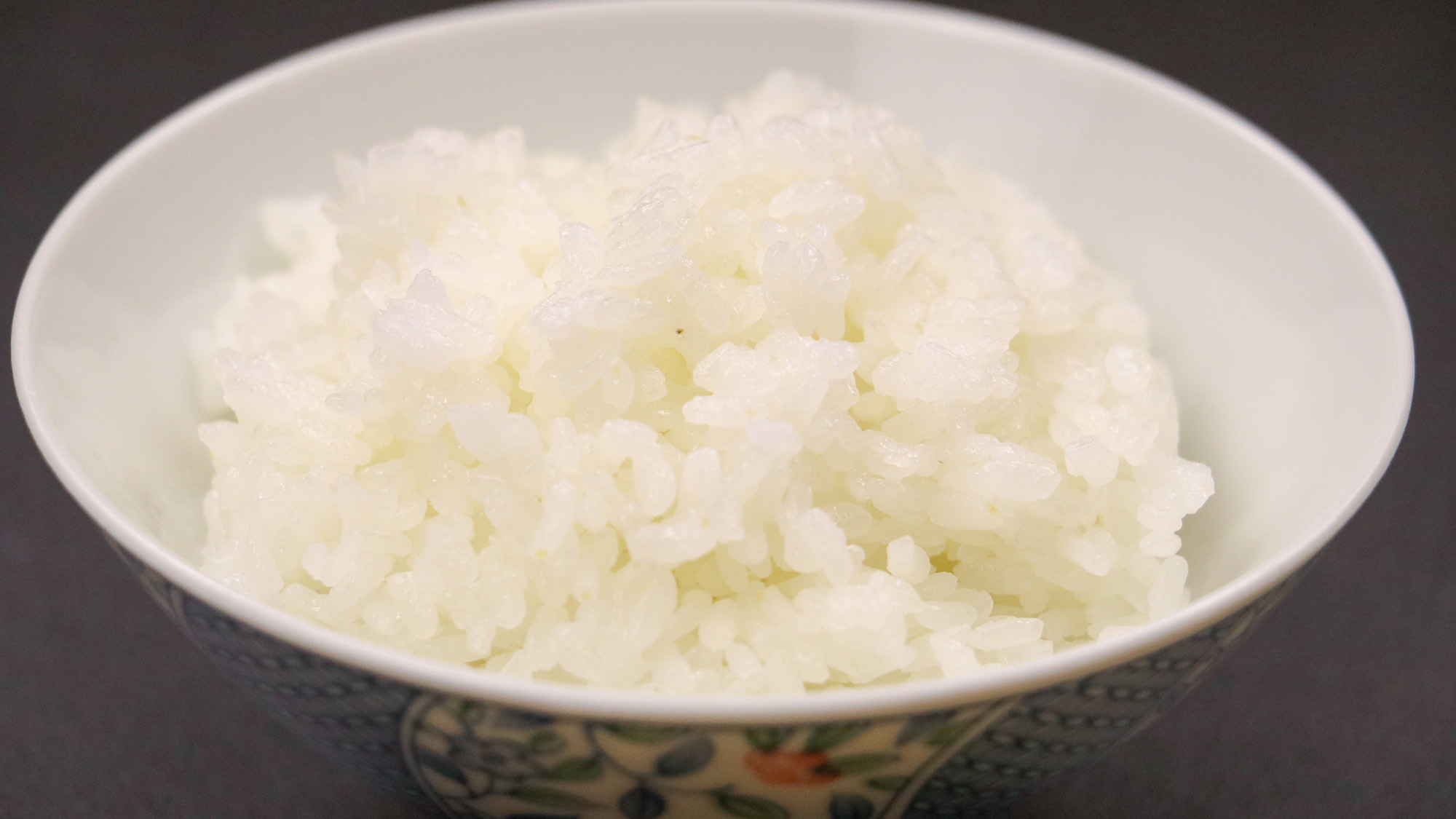 #朝食一例　一粒一粒が立ち、お米本来の優しい甘みが広がります。