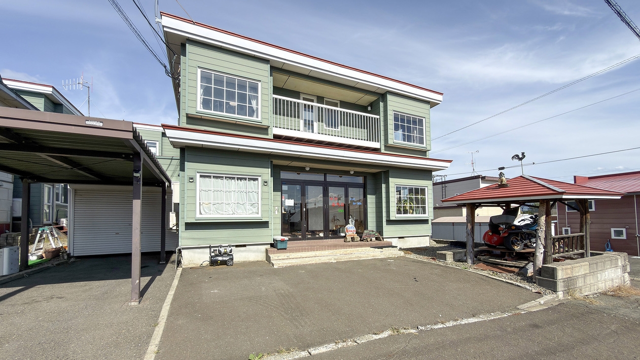 中富良野唯一の複合温浴施設『万華の湯』温浴券付き！良質な温泉でゆったり・・・【素泊まり】