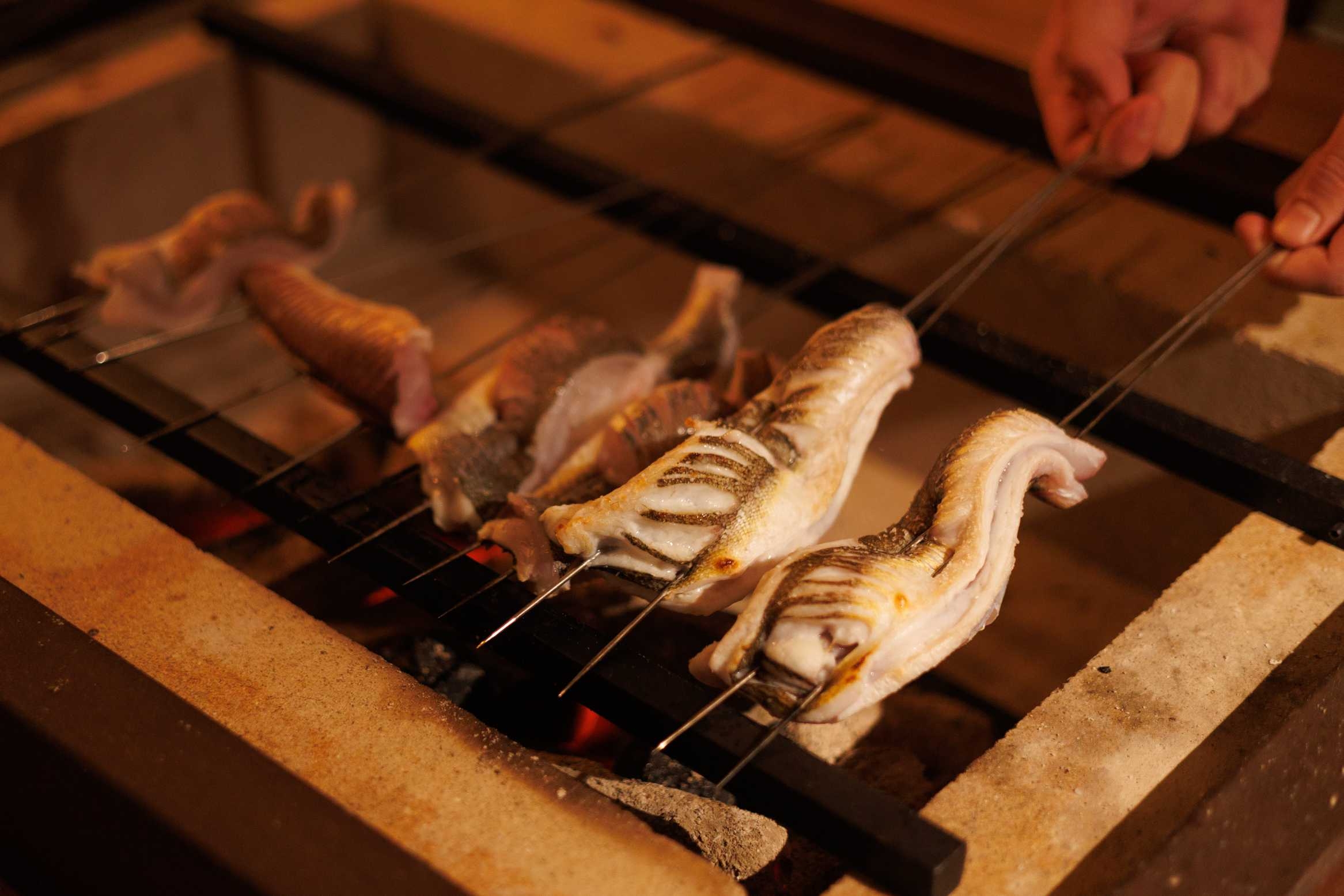 【オープン１人１万円OFF】選べる炉端or鉄板／その日の仕入れでオーダーメイドディナー■1泊2食付き