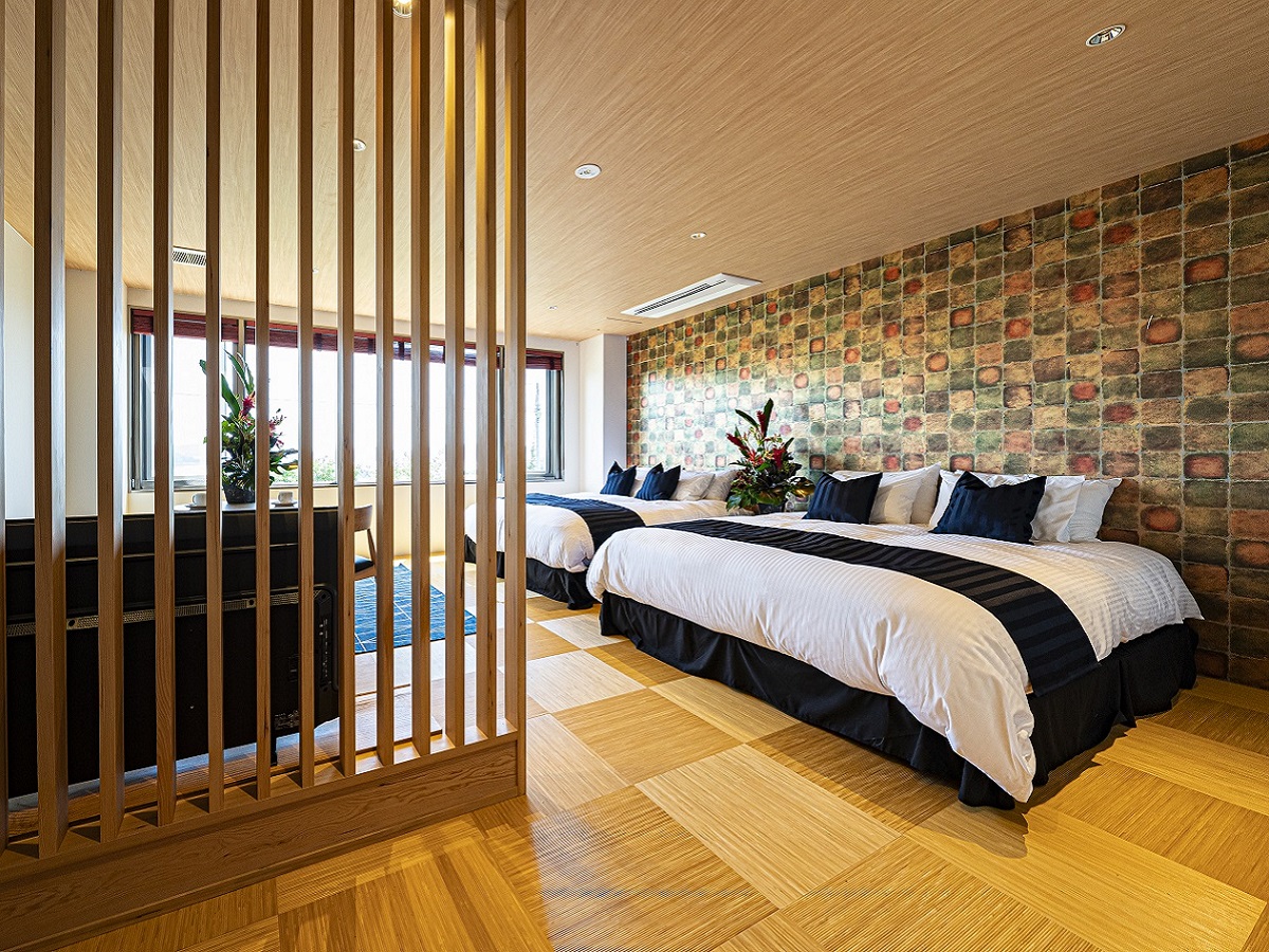 クイーンベッド２台