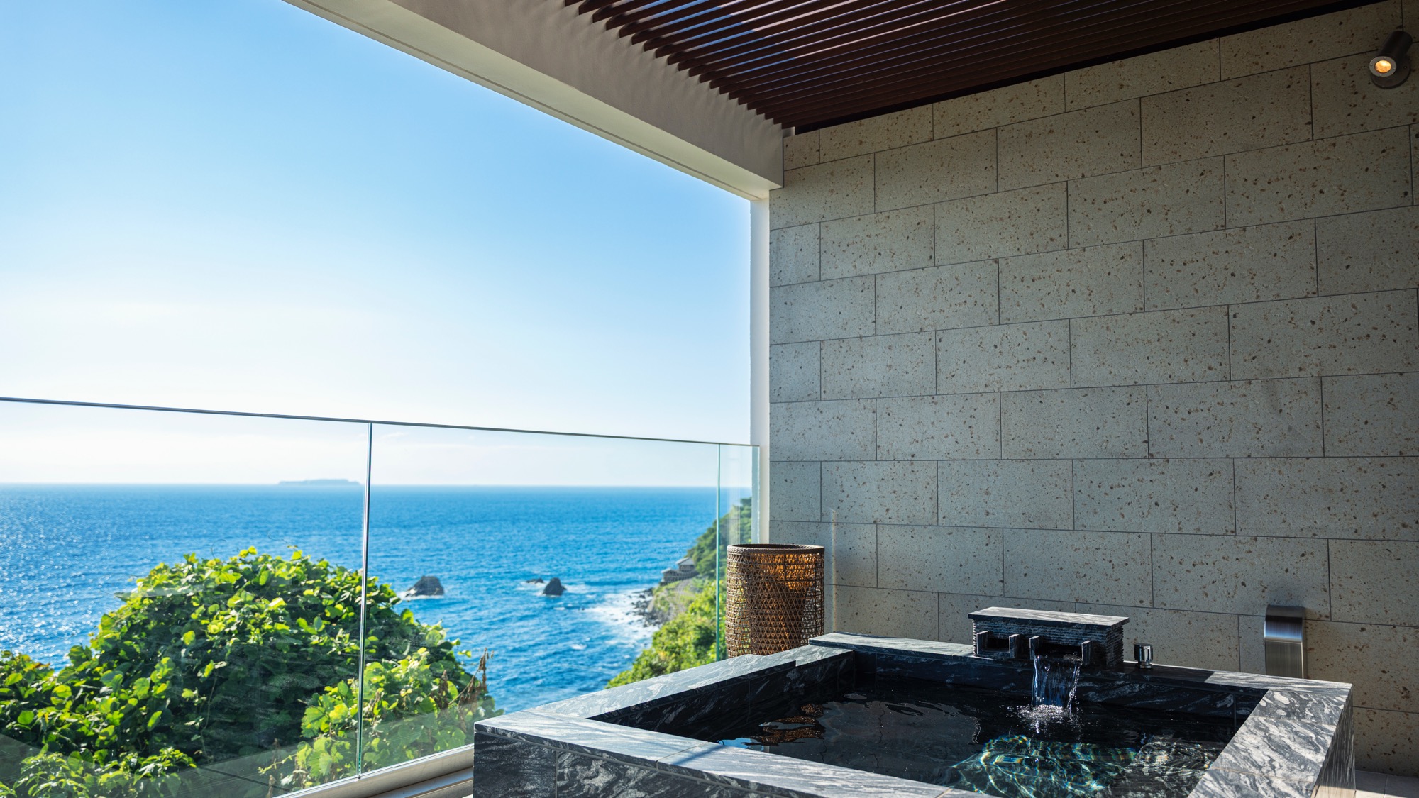 デラックスダブルルーム（103）