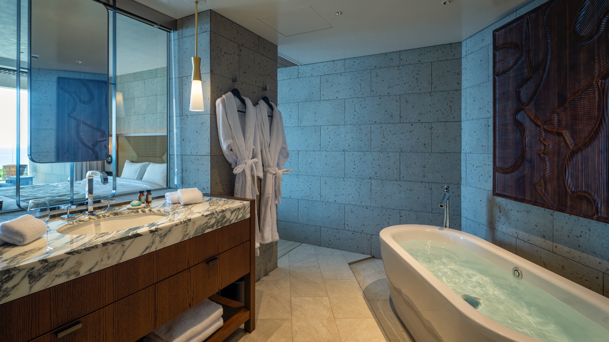 デラックスダブルルーム（103）