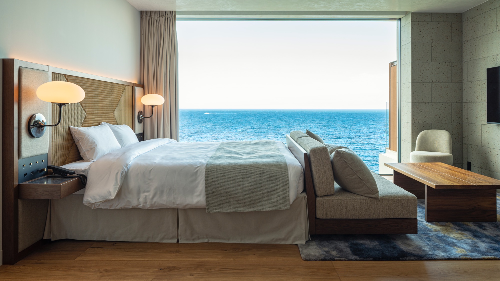 デラックスダブルルーム（201）