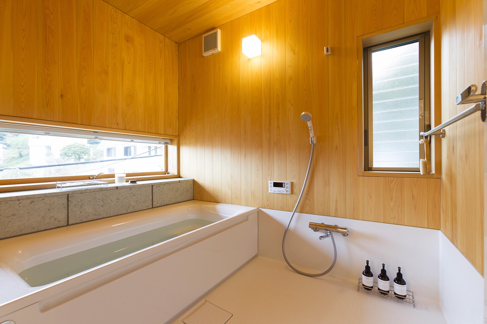 【木のぬくもり空間】春月：バスルーム
