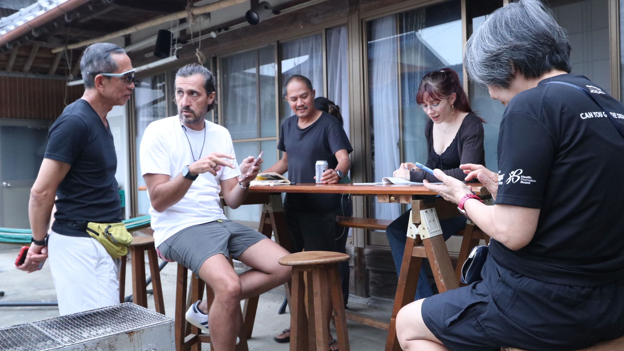 【素泊り◆連泊割】2〜6泊｜清掃なしでお得に滞在・多文化体験宿「イロンゴ」