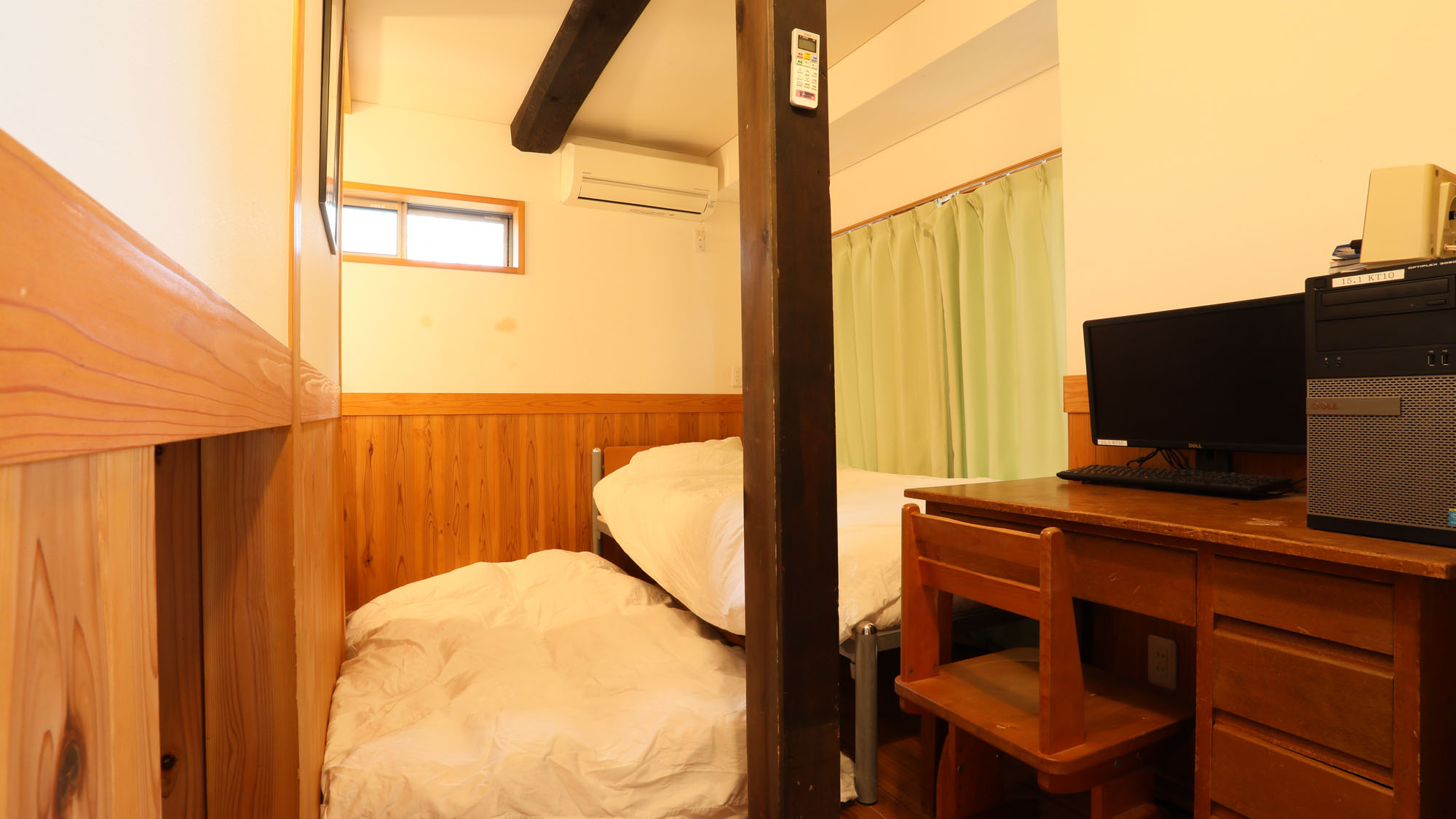 【本館＿プライベートルーム】１名～２名まで泊まれます。ワンちゃんも一緒に泊まれます。*