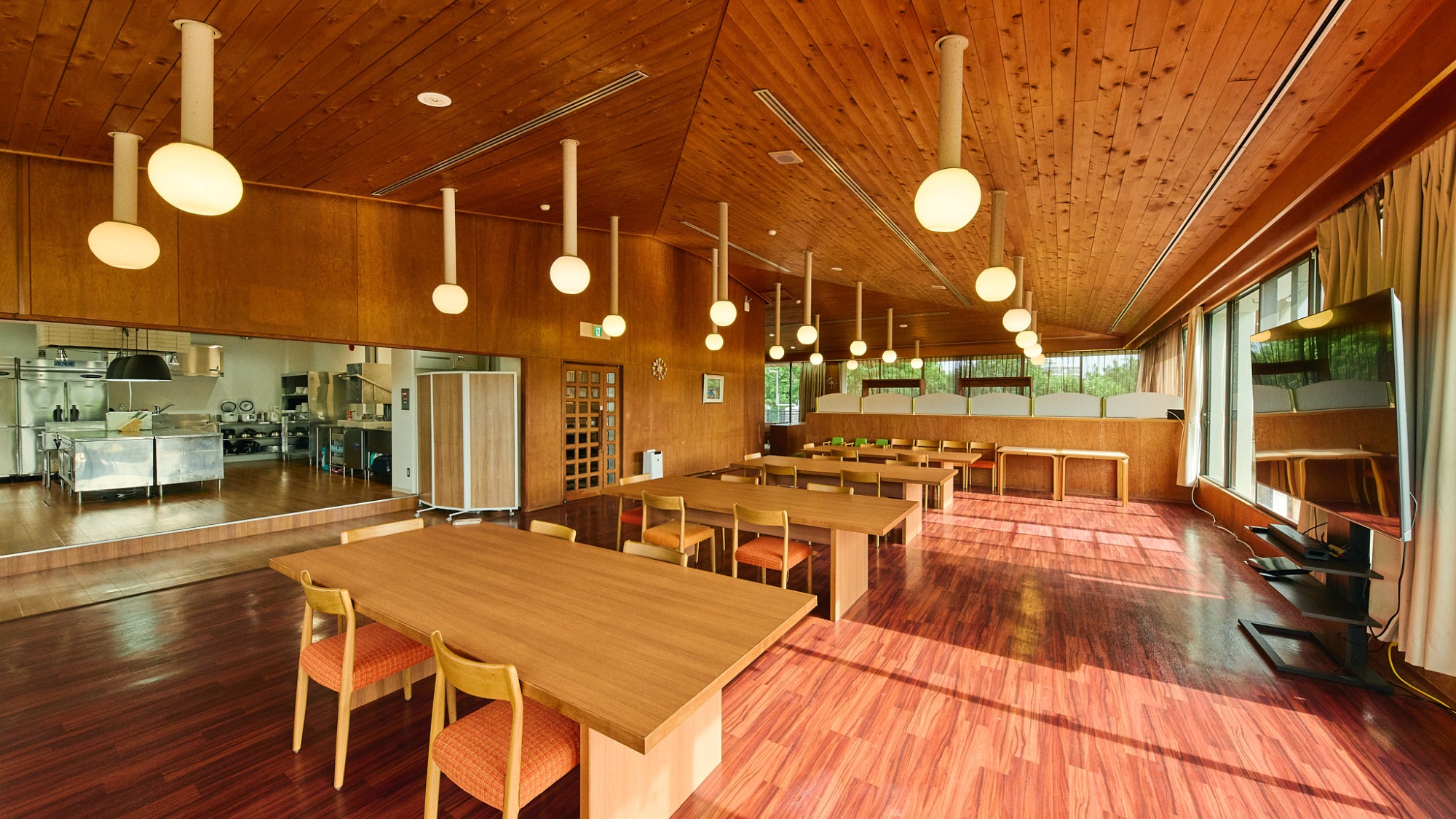 【キッチンルーム】作り立てご飯をみんなで♪