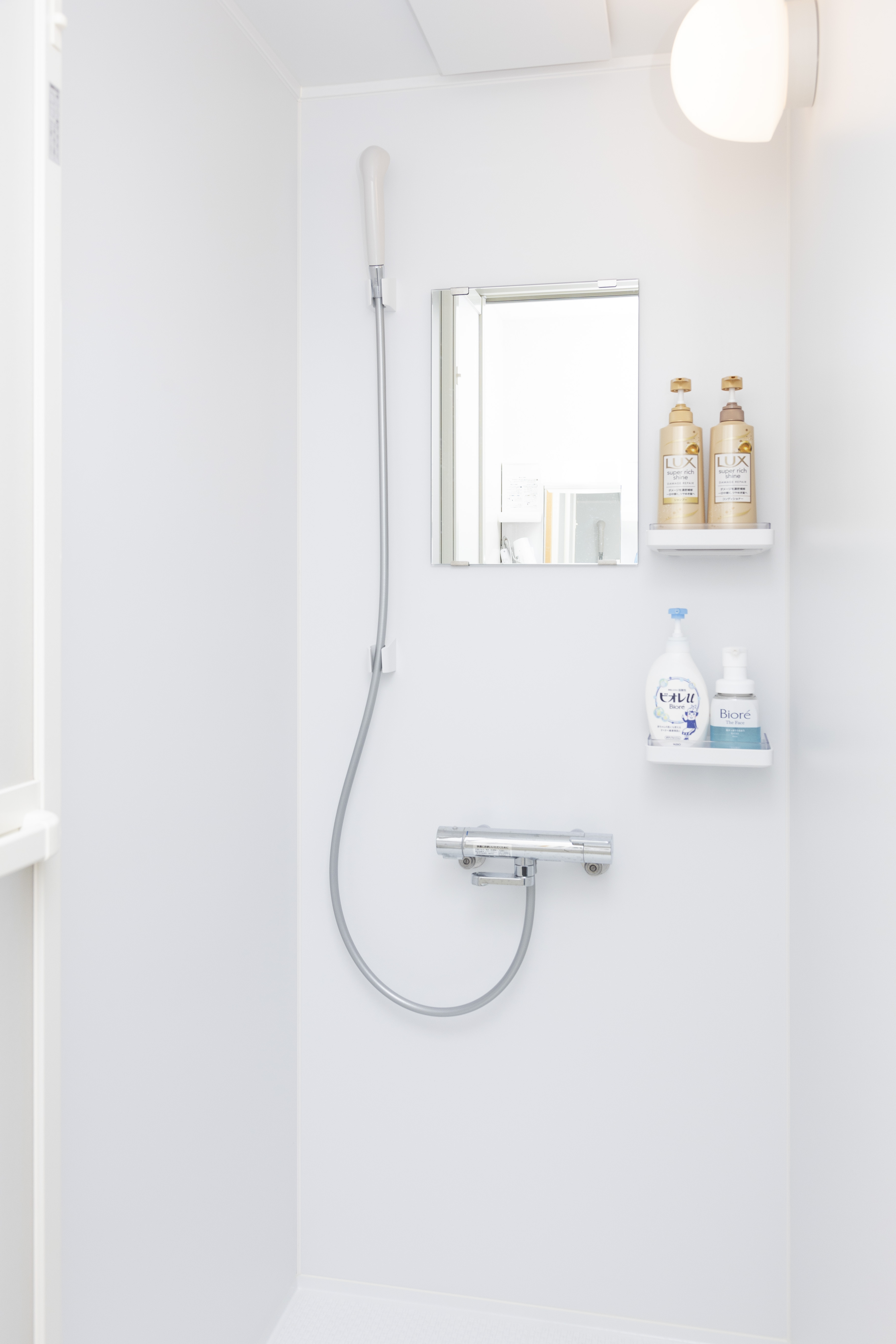 シャワーブース