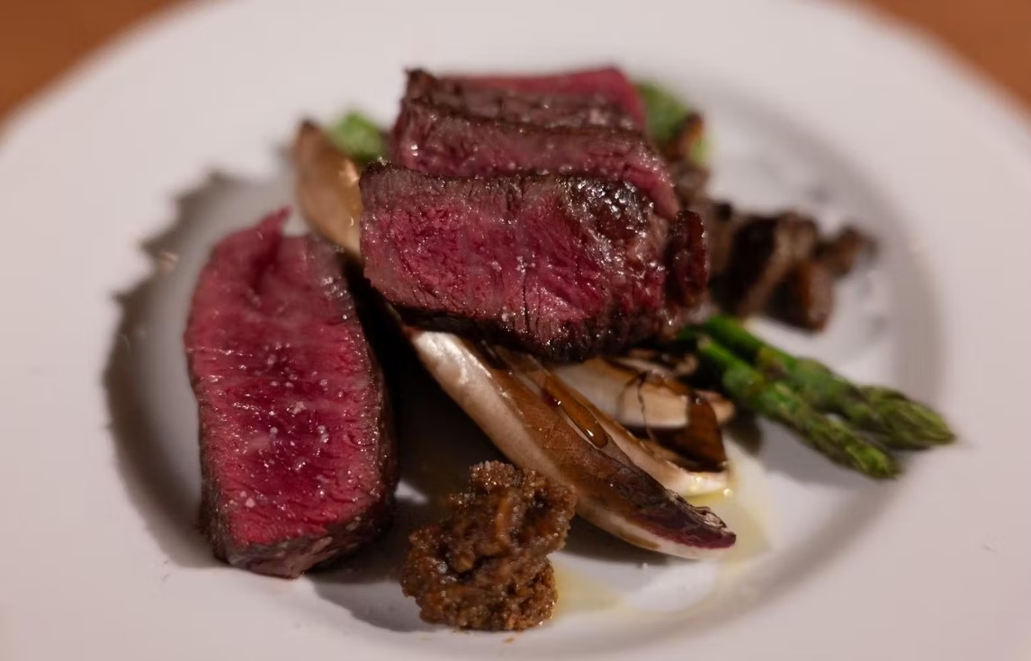 隠岐牛のタリアータ、菜園野菜のグリルと