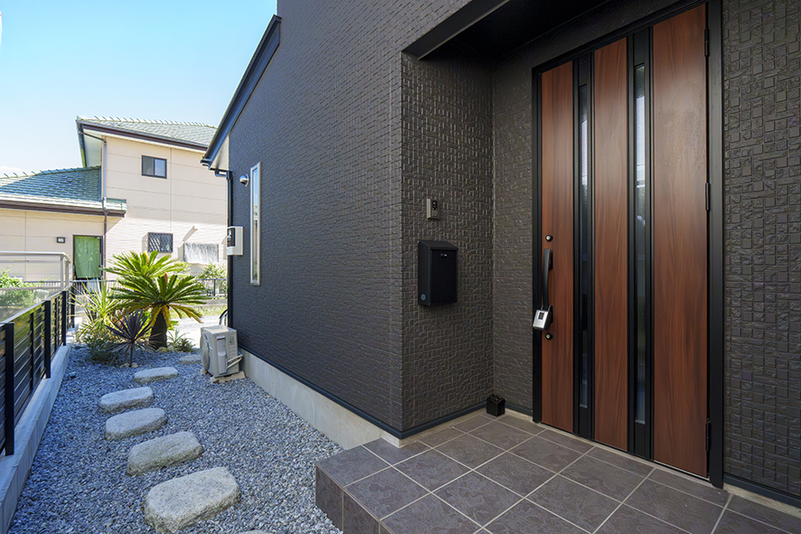 宿はセルフチェックイン方式です。プライベートな旅行にぴったり。当日鍵番号をお伝えします。