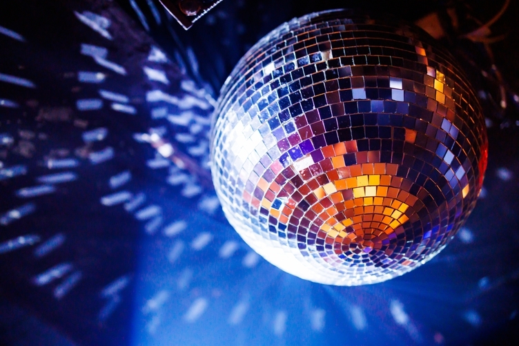 お部屋で20万曲の本格プライベートカラオケを思いっきり歌い放題！満喫プラン【朝食付き】