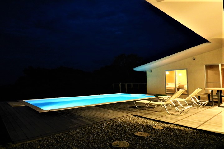 プライベートプール