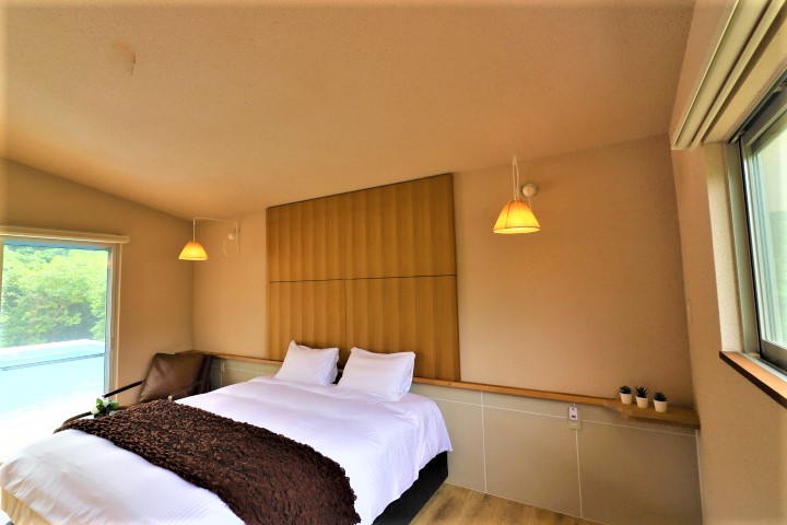 ベッドルーム（洋室）