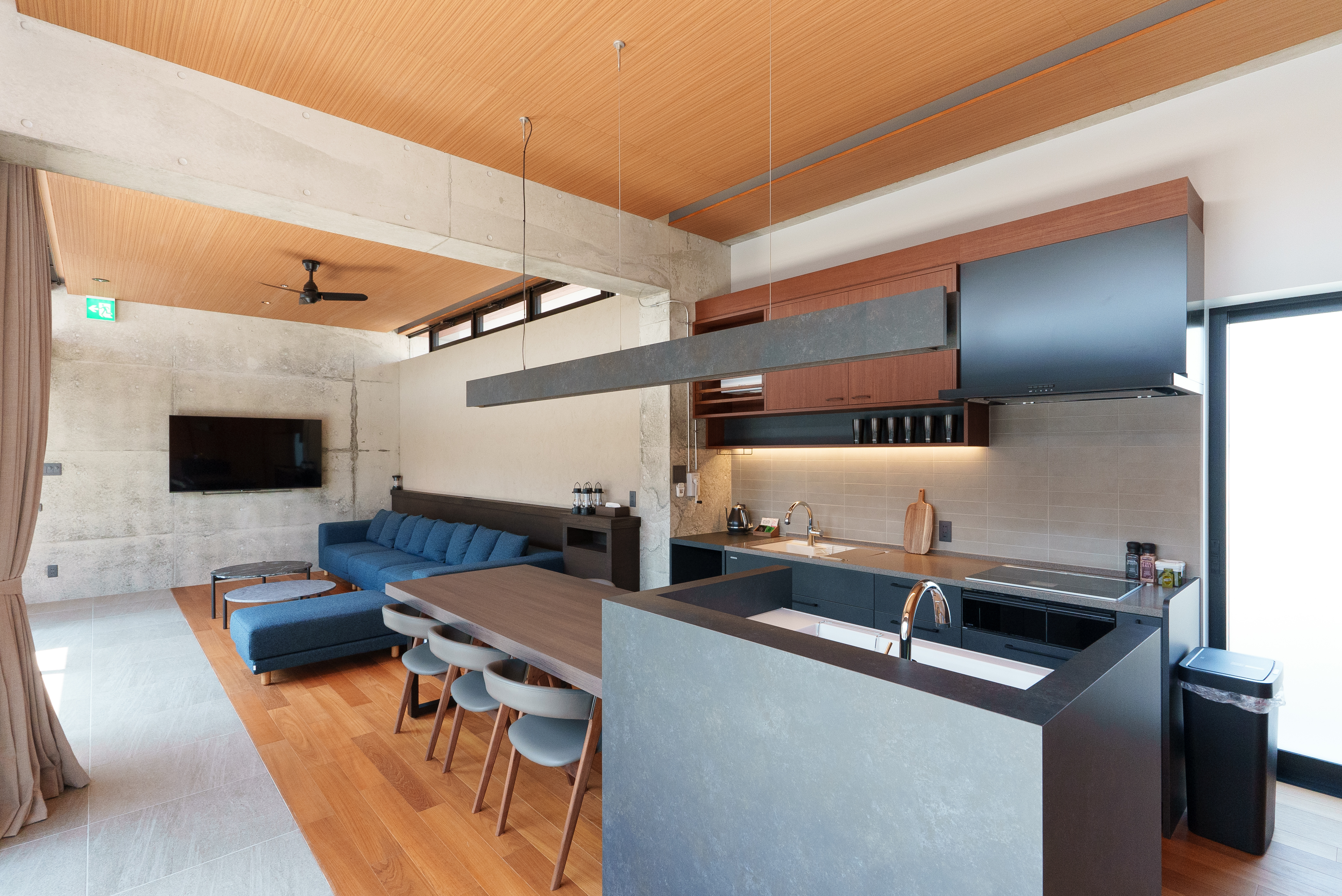 ダイニング・キッチン・リビング