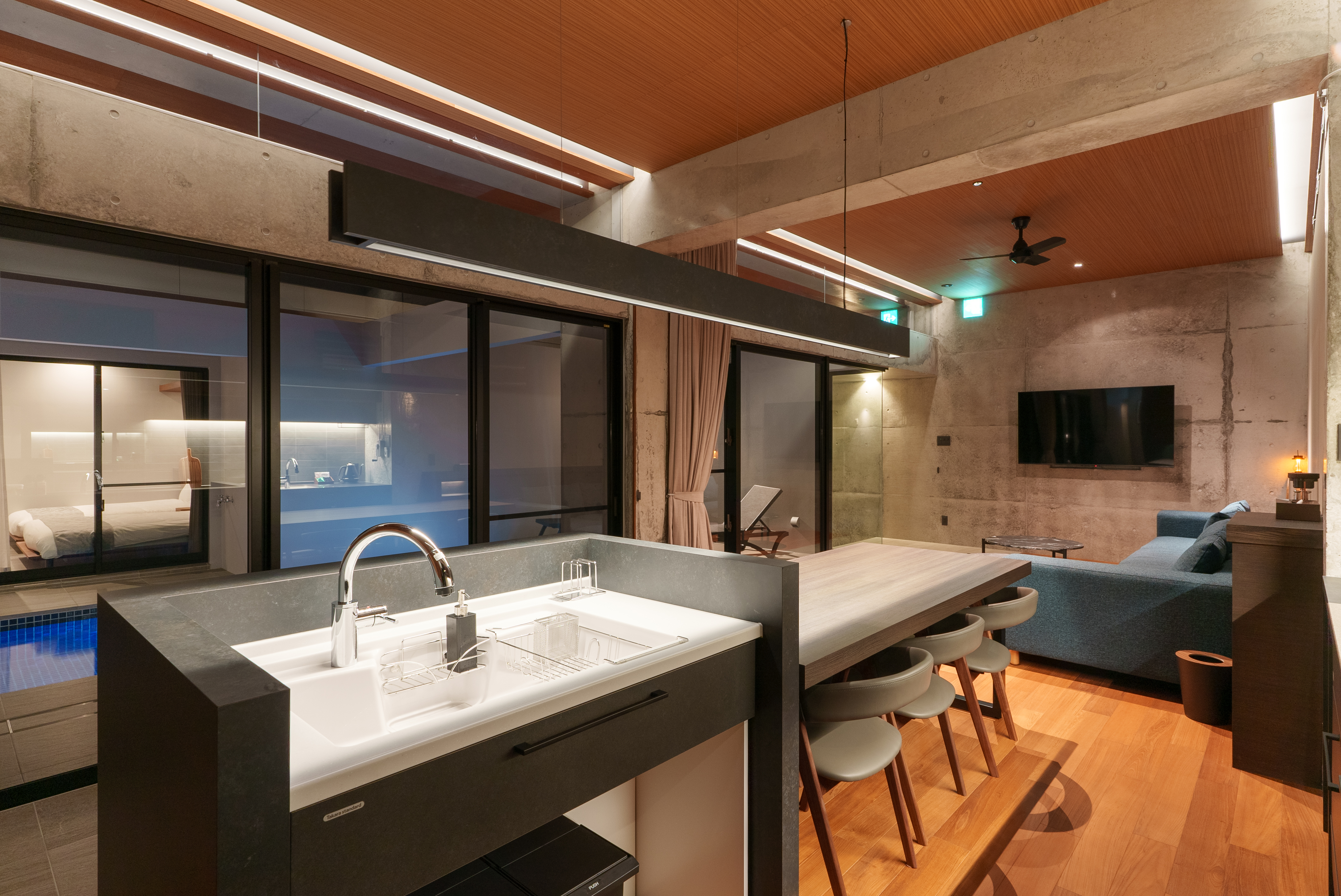 ダイニング・手洗い場