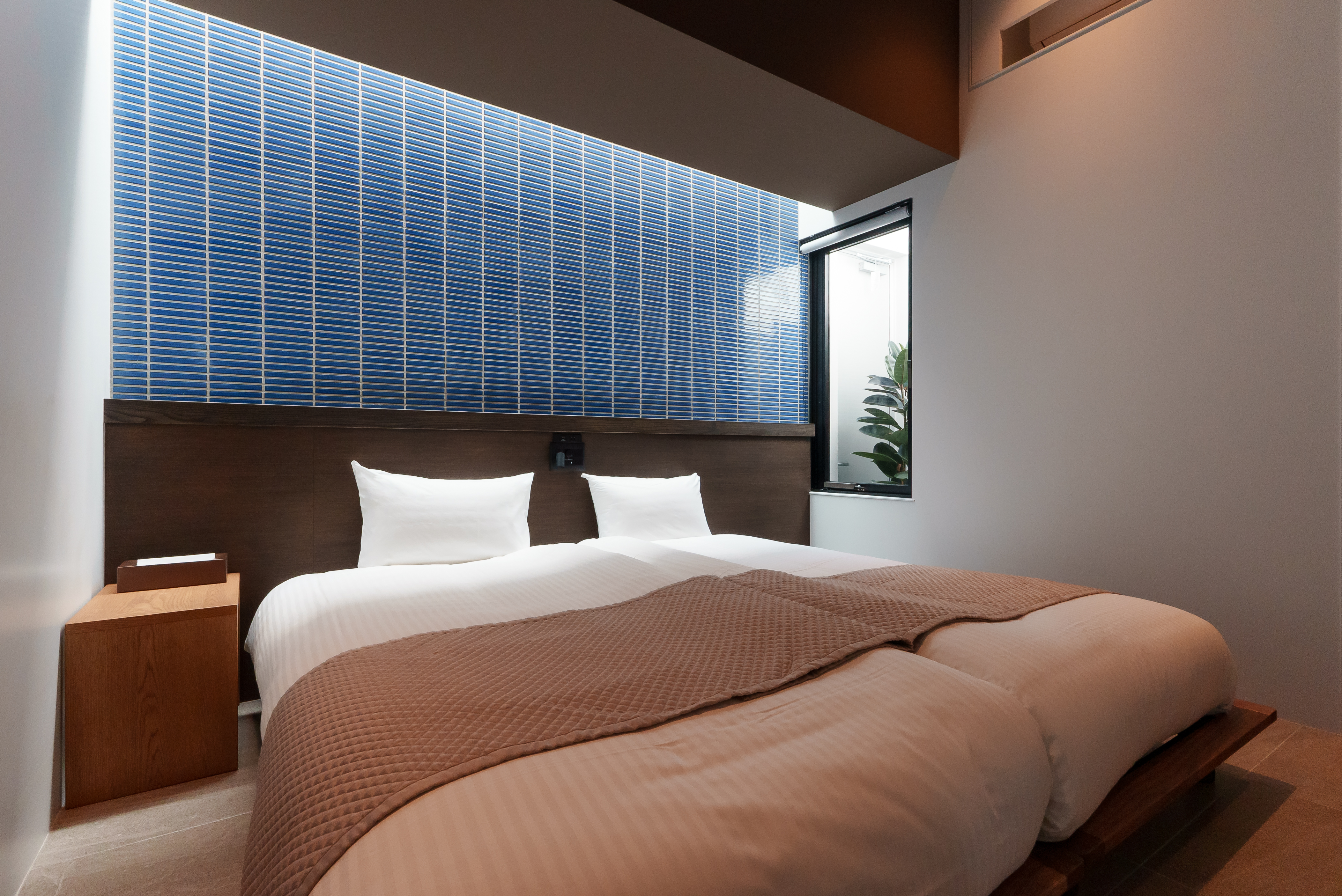 ベッドルーム1（キングベッド1台）