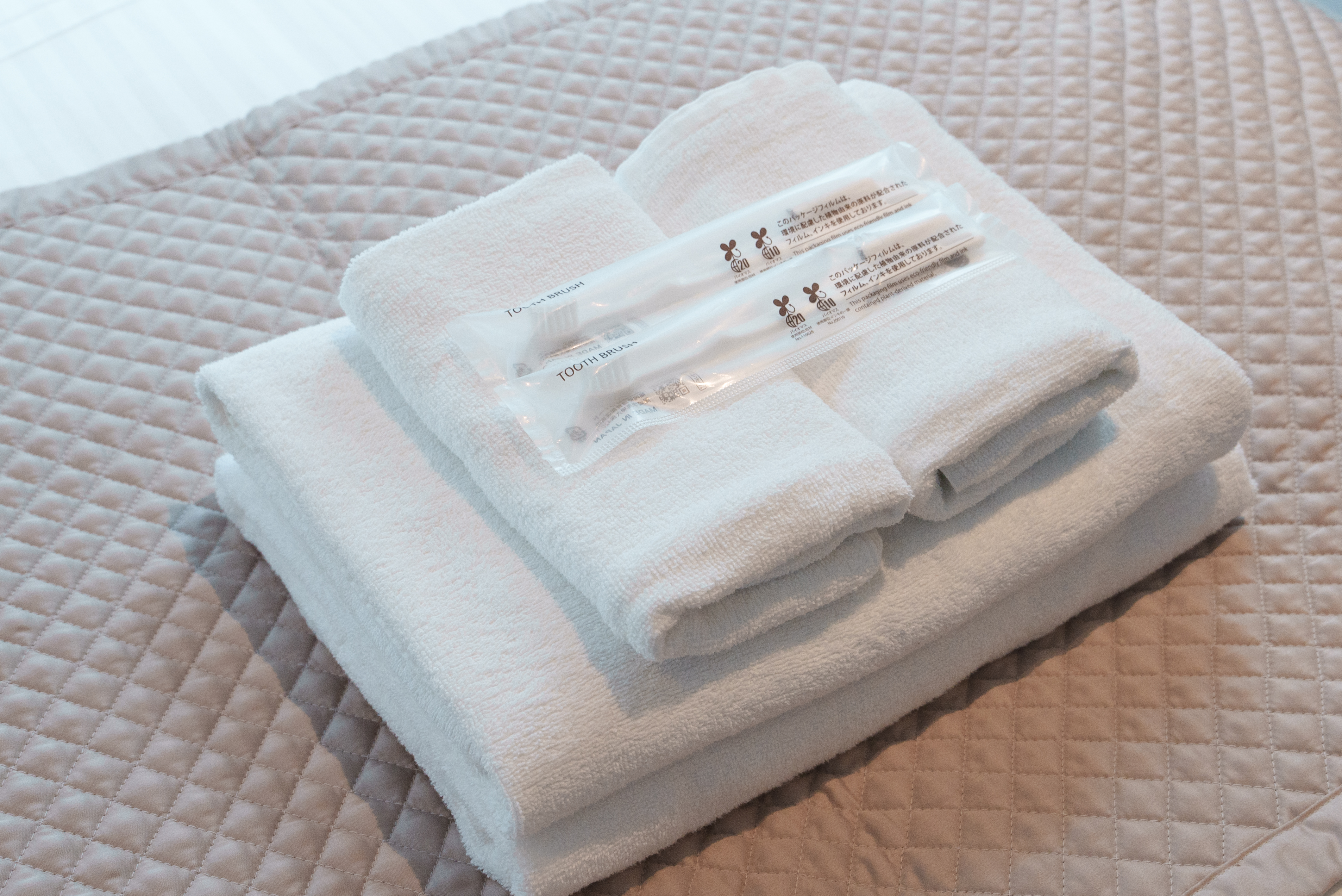 タオル（フェイス・バス）、歯ブラシセット