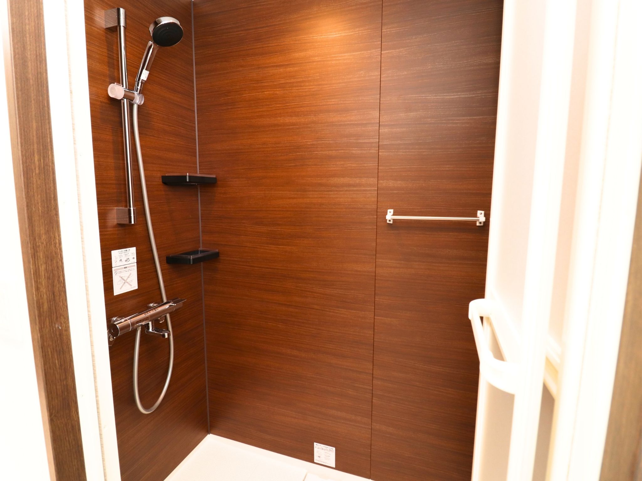 シャワーブース