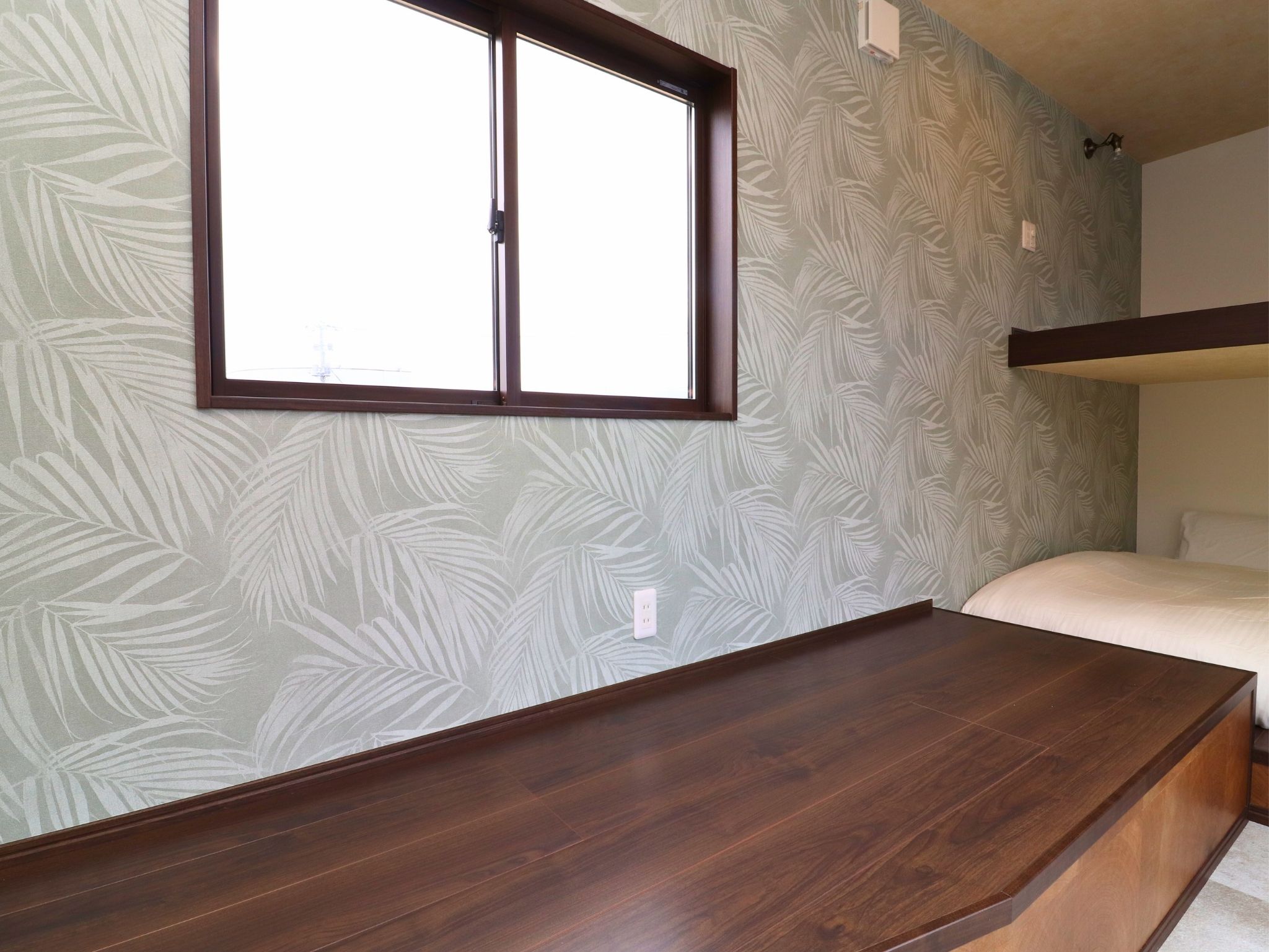 B棟≪BASE02－River（洋室）≫