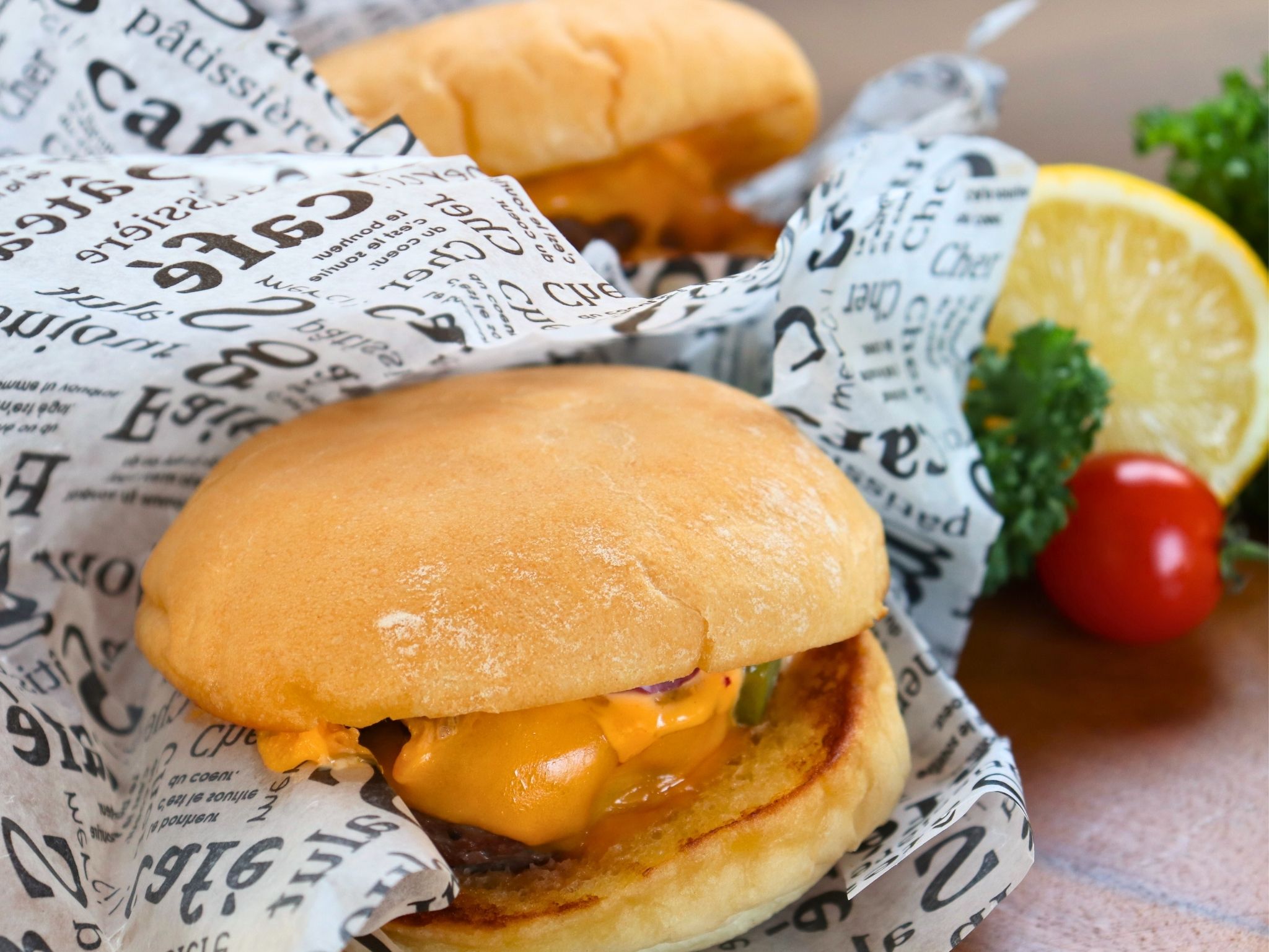 お好きな具材を組み合わせて作るモーニングバーガー　＊画像はイメージです。