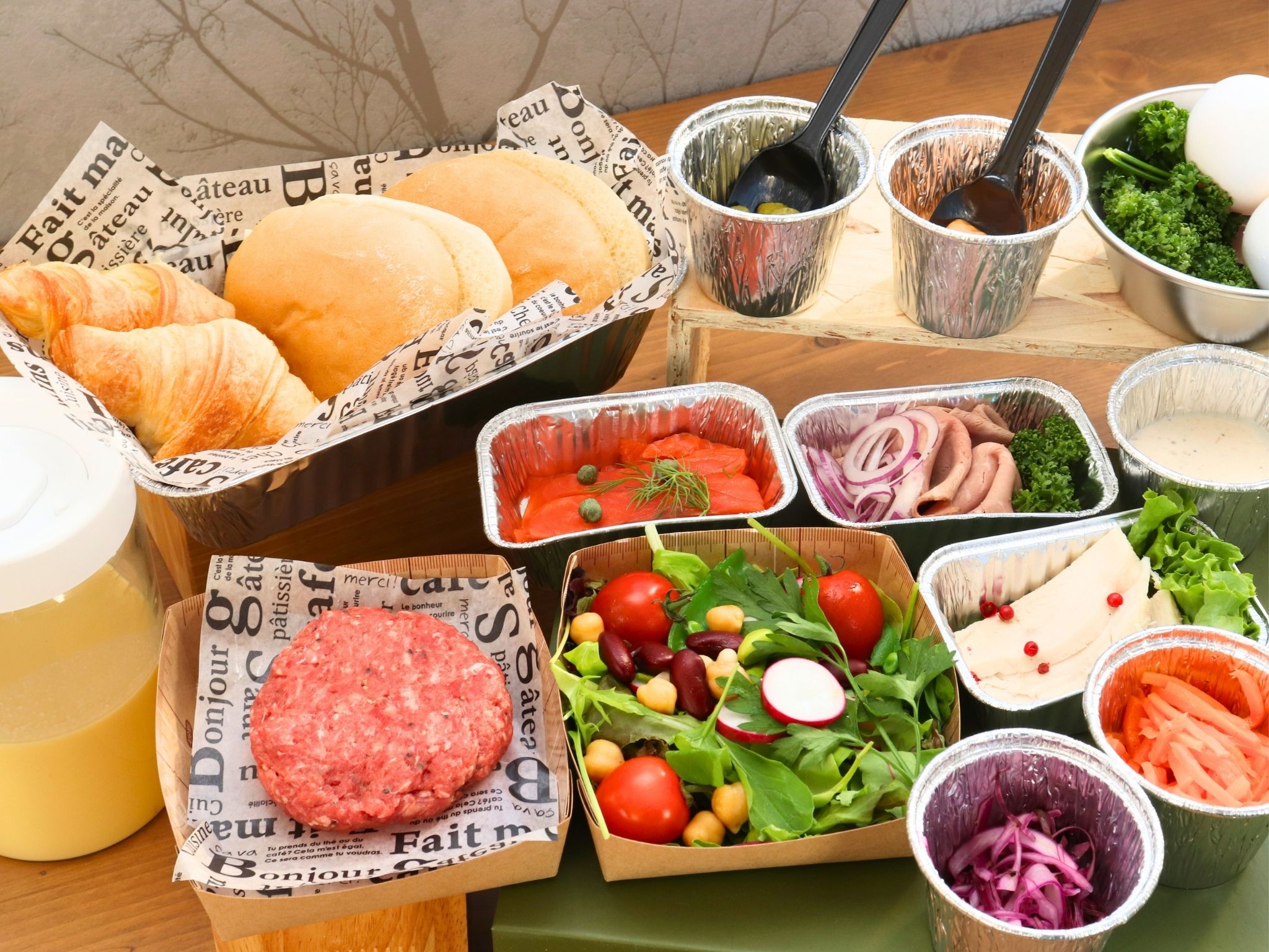 朝食のモーニングBOX　＊画像はイメージです。