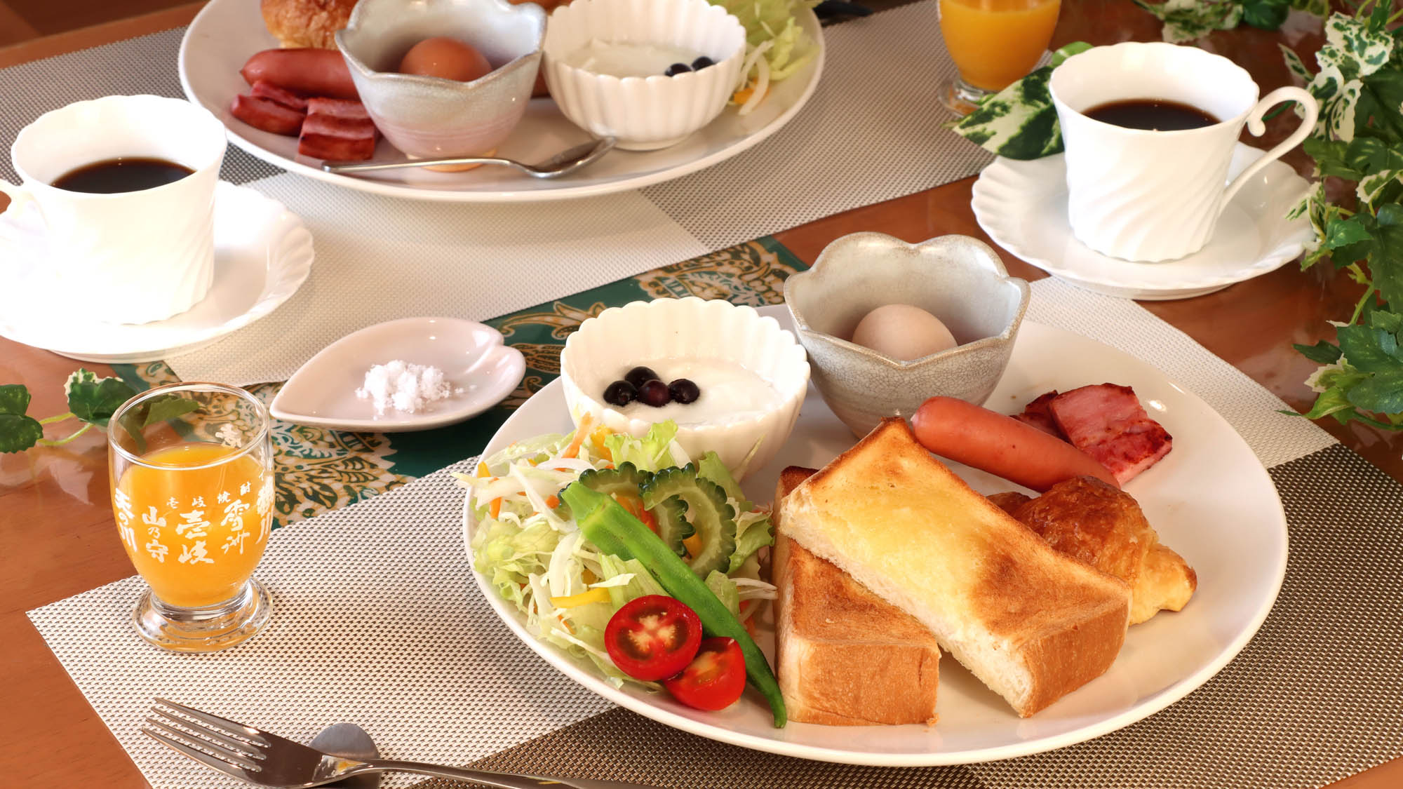 【洋朝食一例】