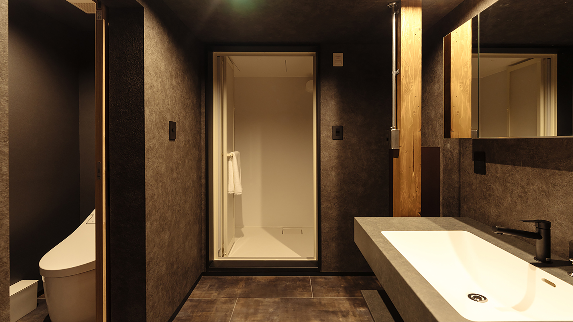 自然素材が心地よい、和モダンな雰囲気