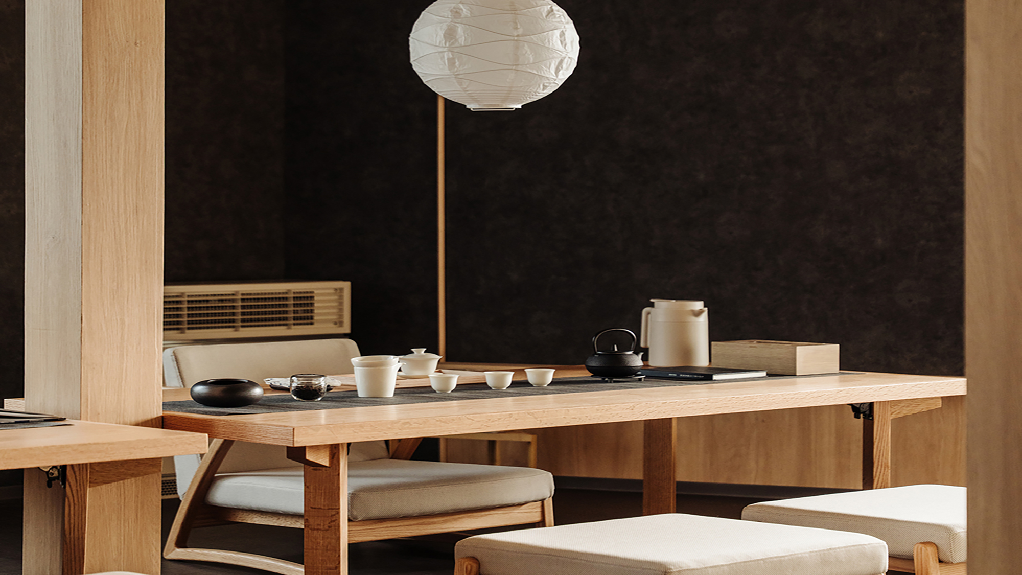 静寂に包まれる茶室