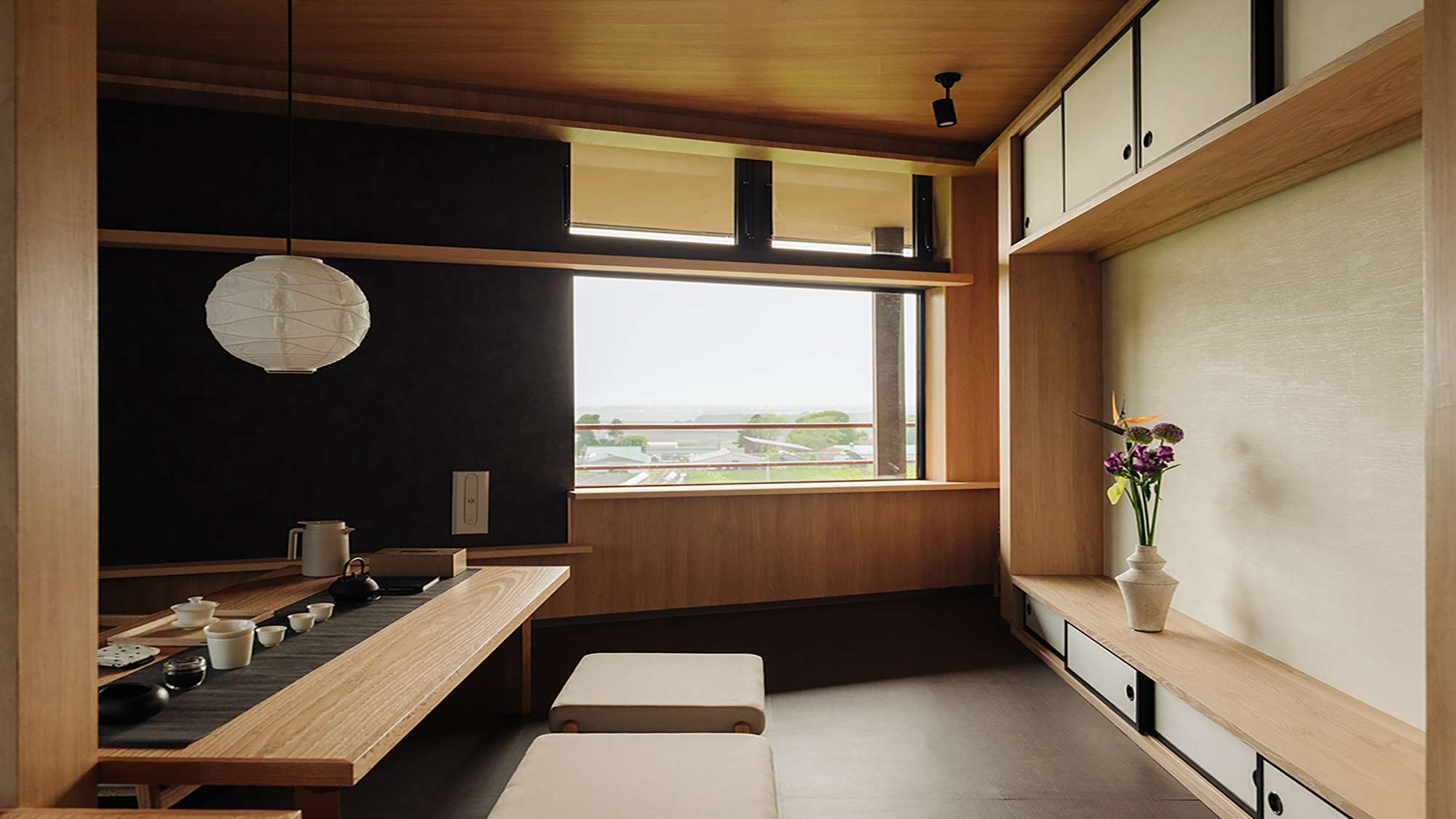 静寂に包まれる茶室