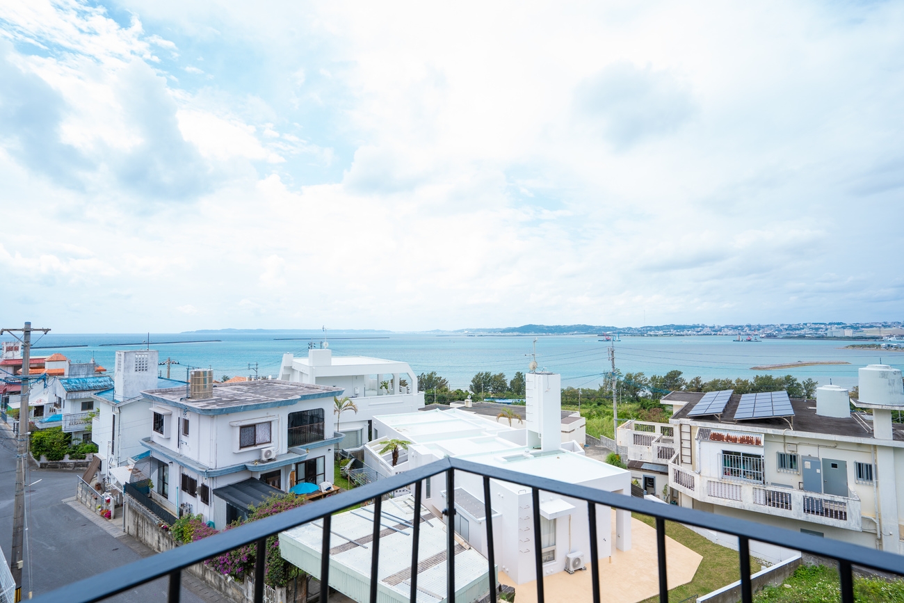 東海岸の海を眺めながら131平米の一軒家を貸切り、ひとときの別荘生活