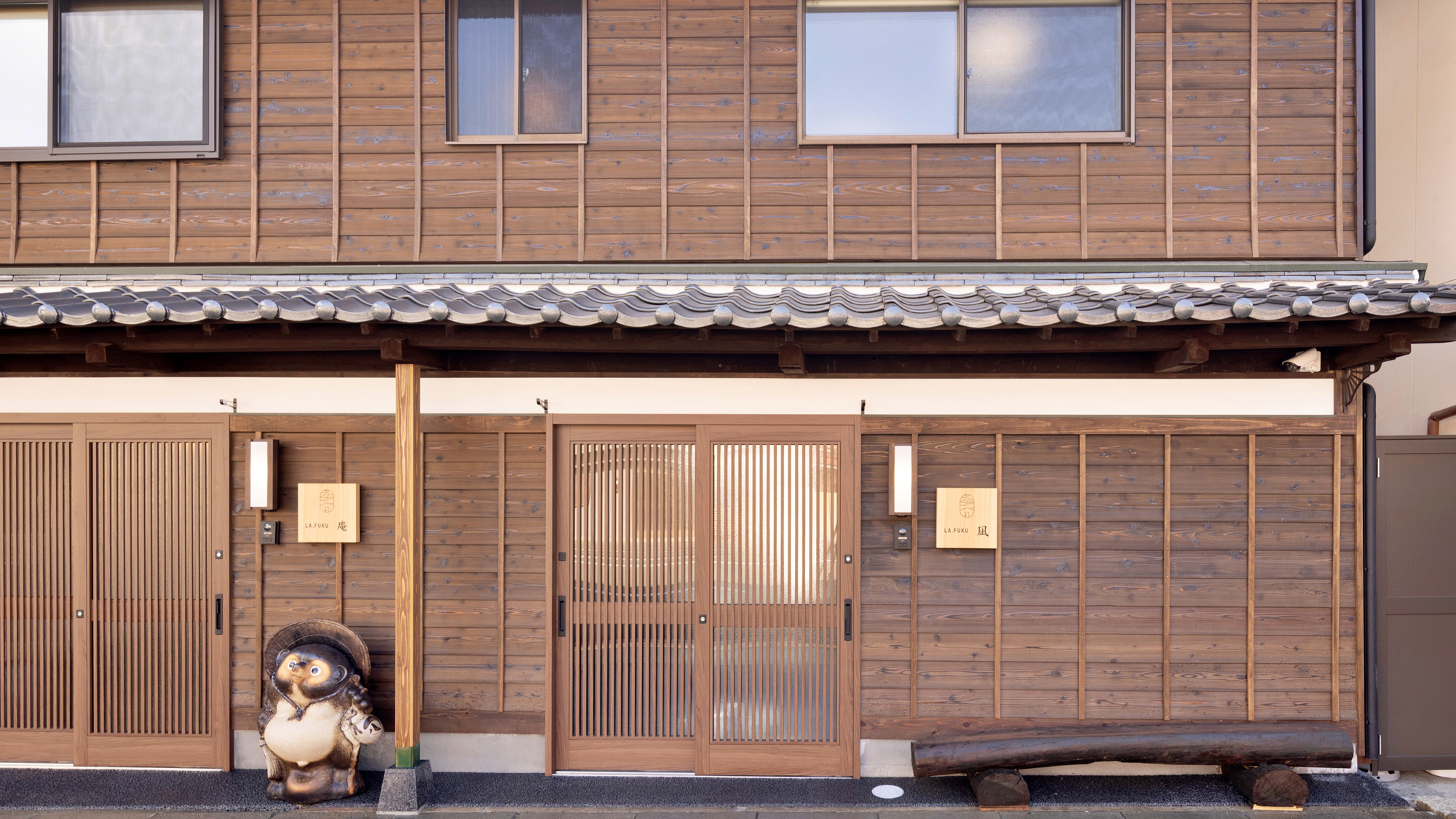 【LA.FUKU凪】日本ならではの趣を感じる外観 (3)