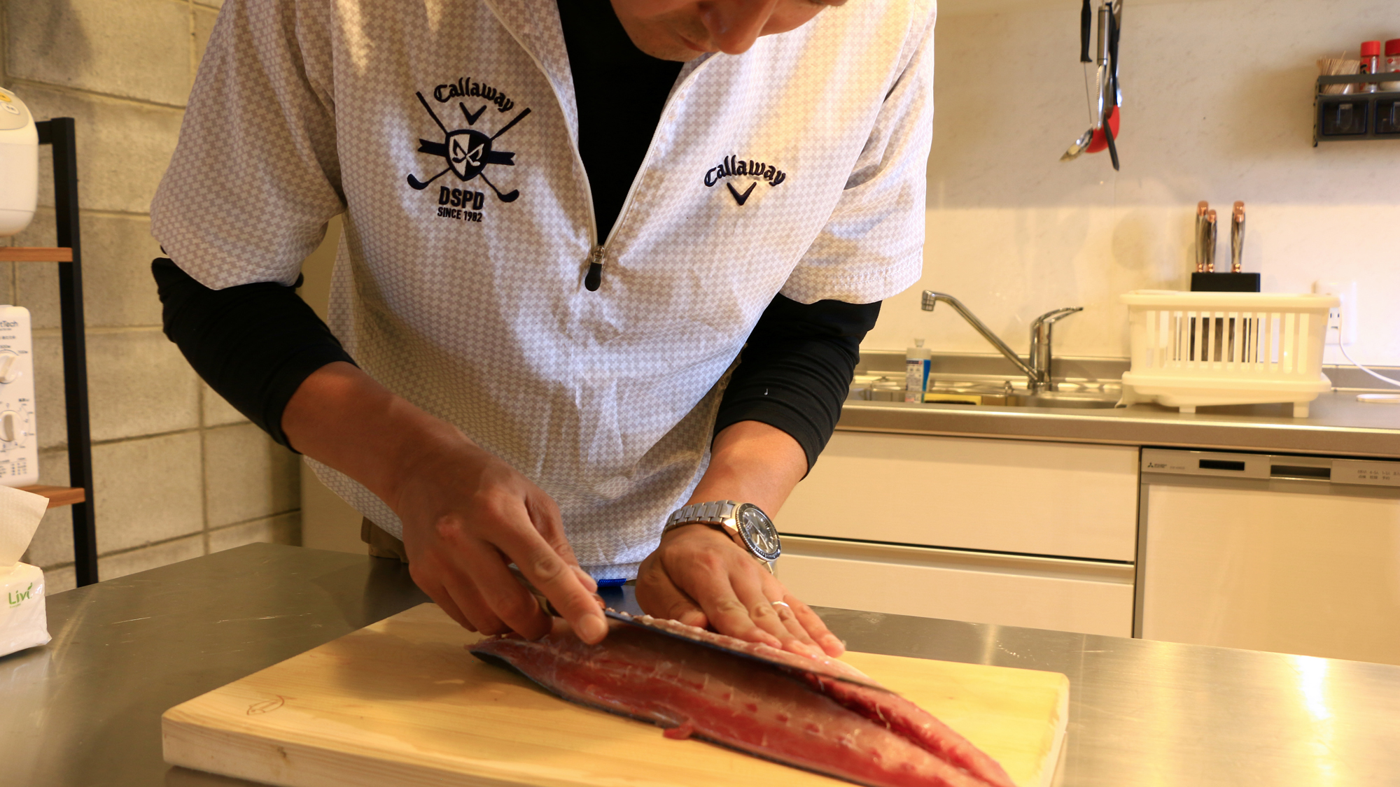 【釣りイメージ】広いキッチンでその場で調理可能です