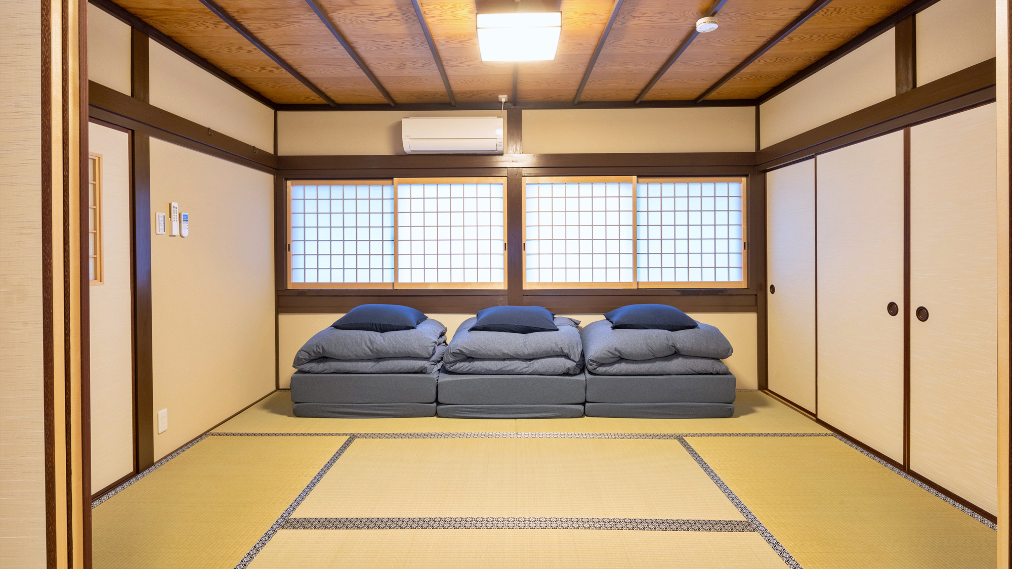 【LA.FUKU庵】２F寝室 (4)