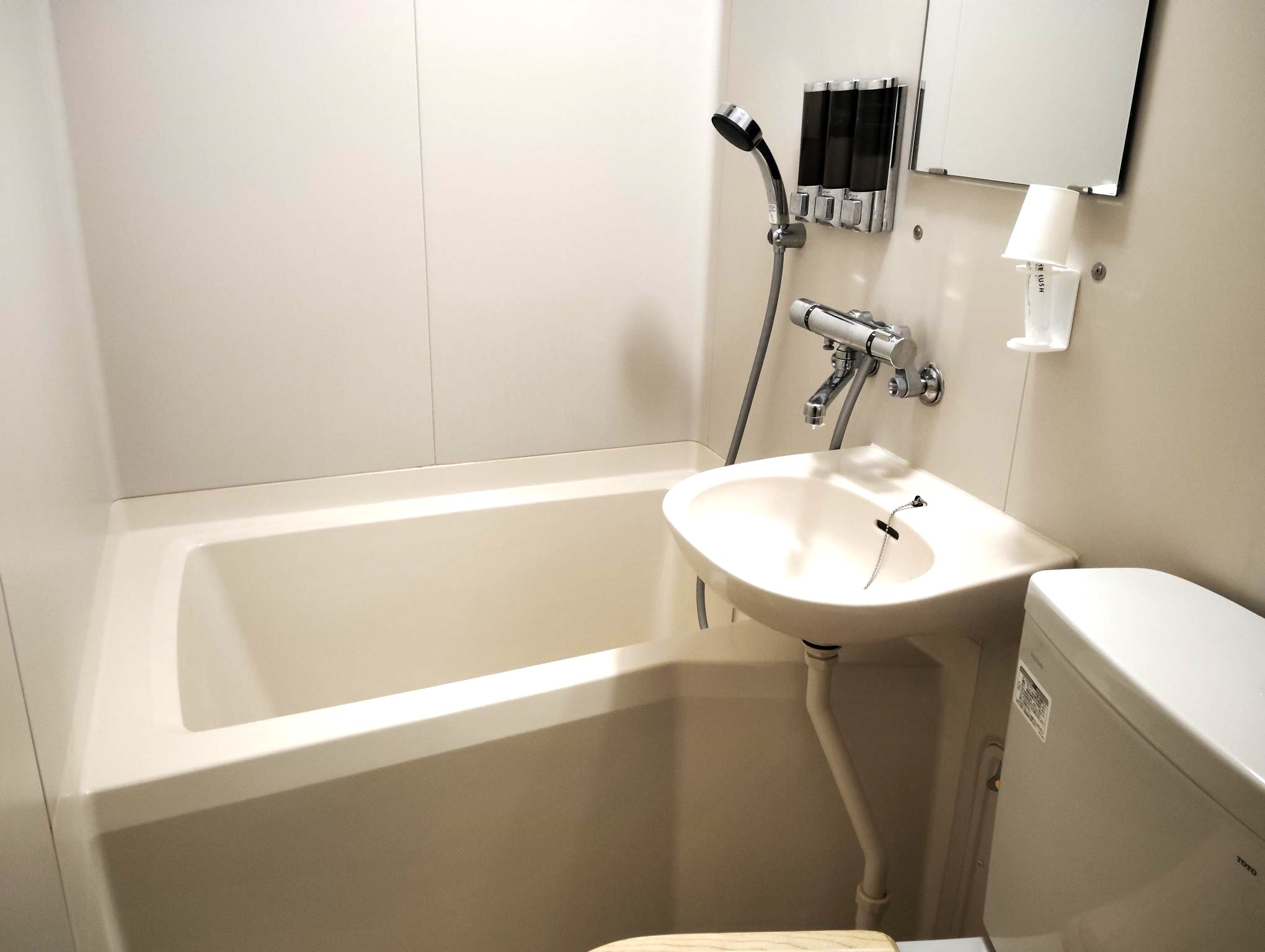 Ｃａｖｅルーム　室内バス・トイレ