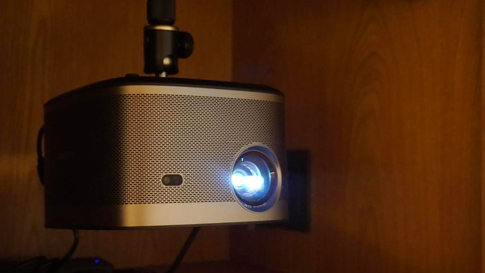 プロジェクター