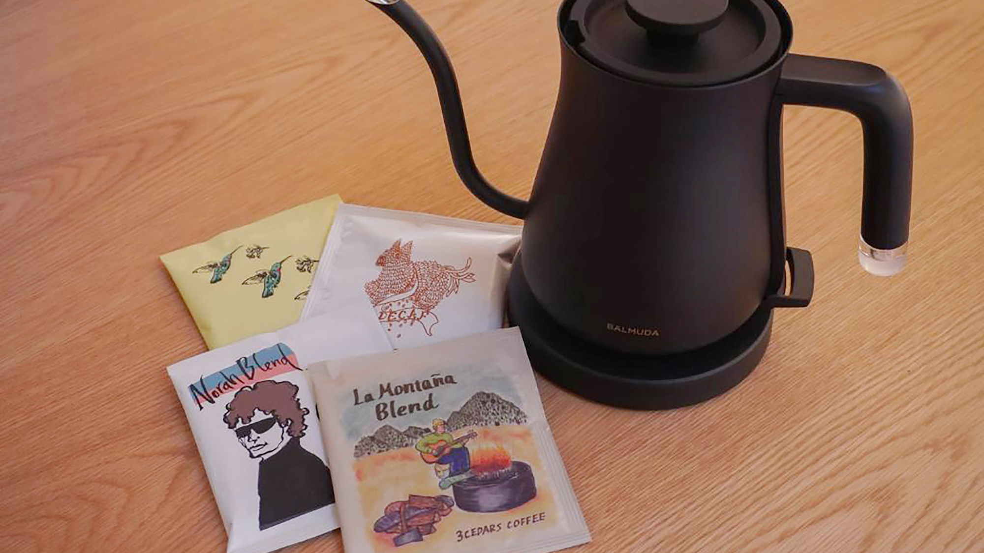 【3cedarscoffee】さんのドリップコーヒーをご用意～４種類の中からお気に入りの一杯を～